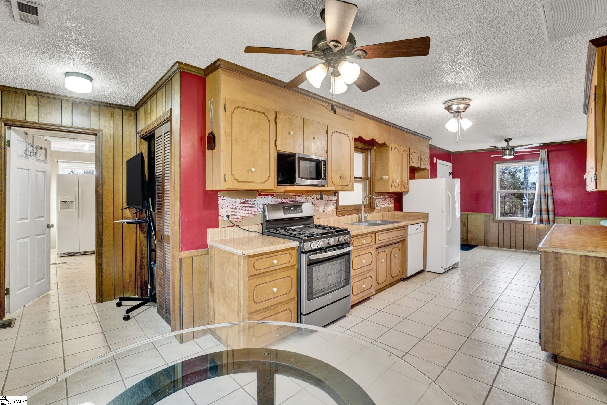 503 Edgewater Road Property Photo 14