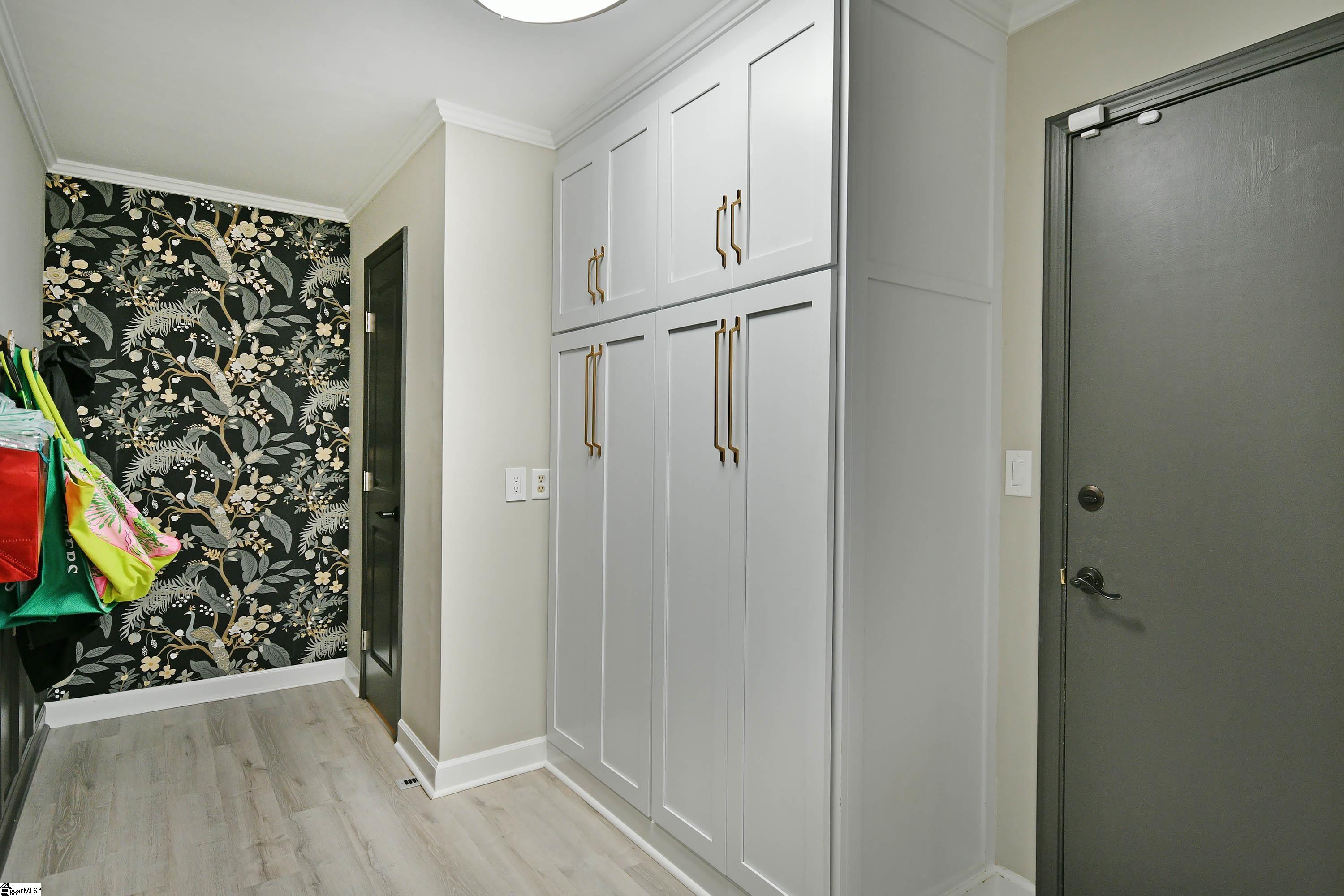 3001 River Road Property Photo 14