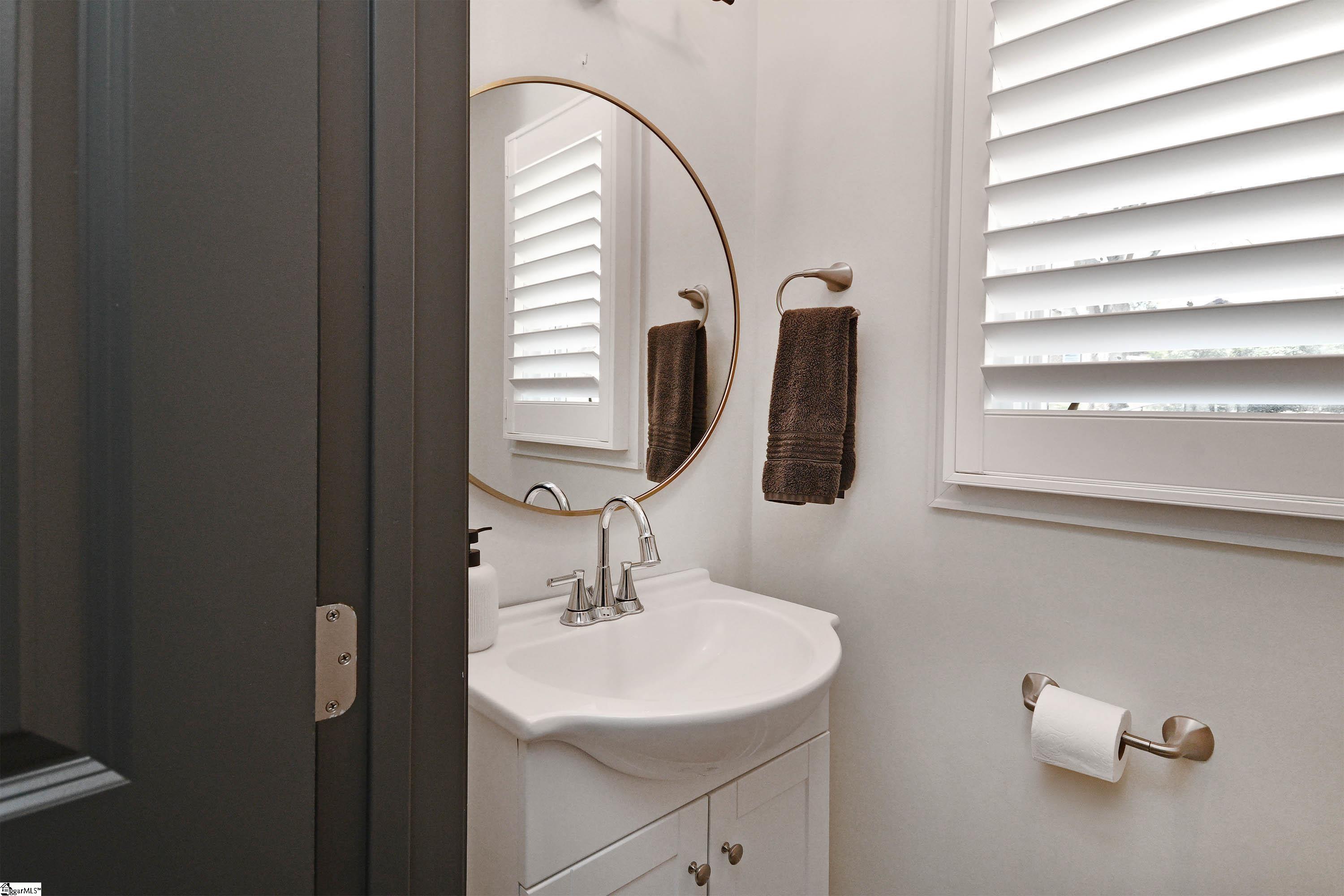 3001 River Road Property Photo 15