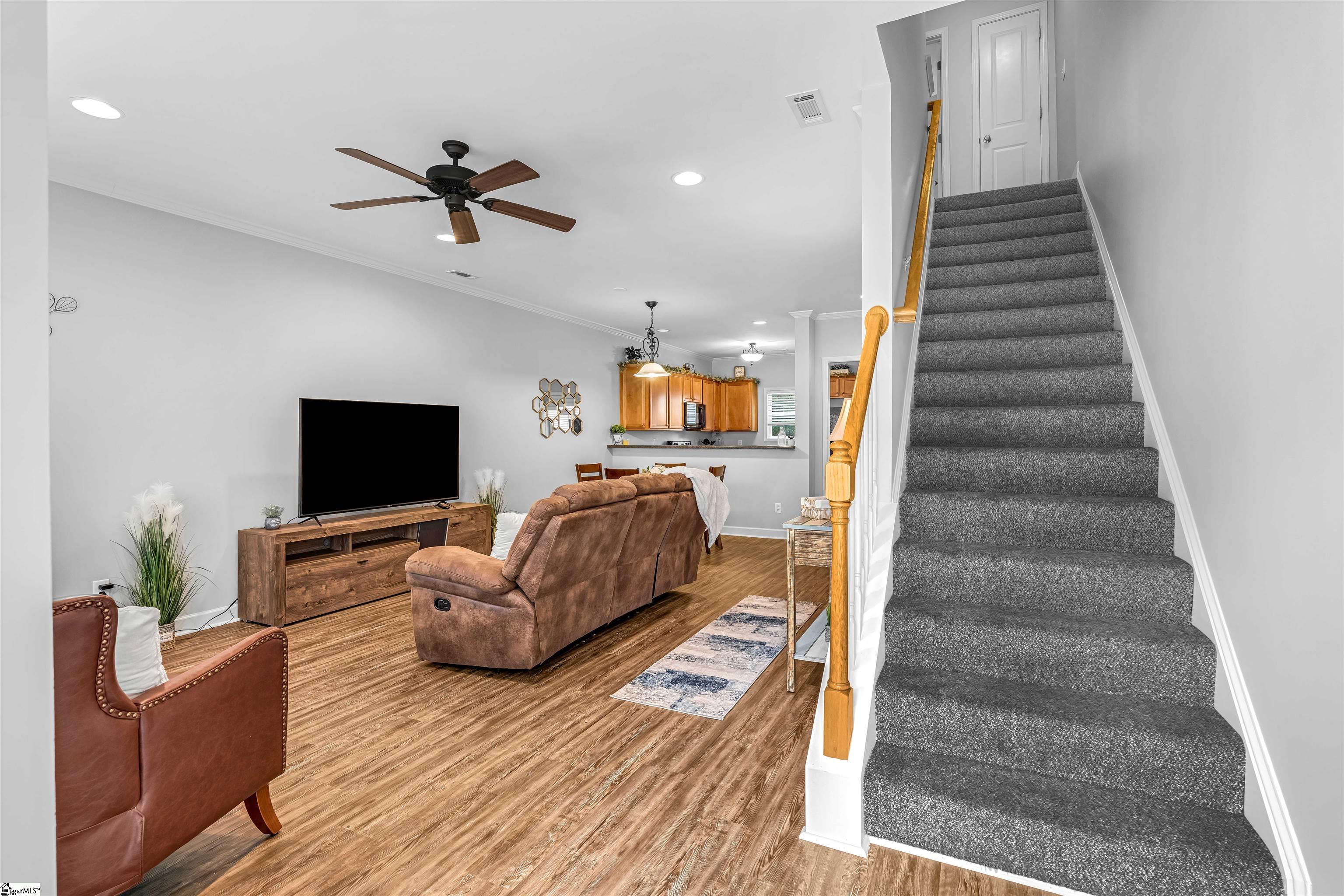4 Amity Lane Property Photo 2