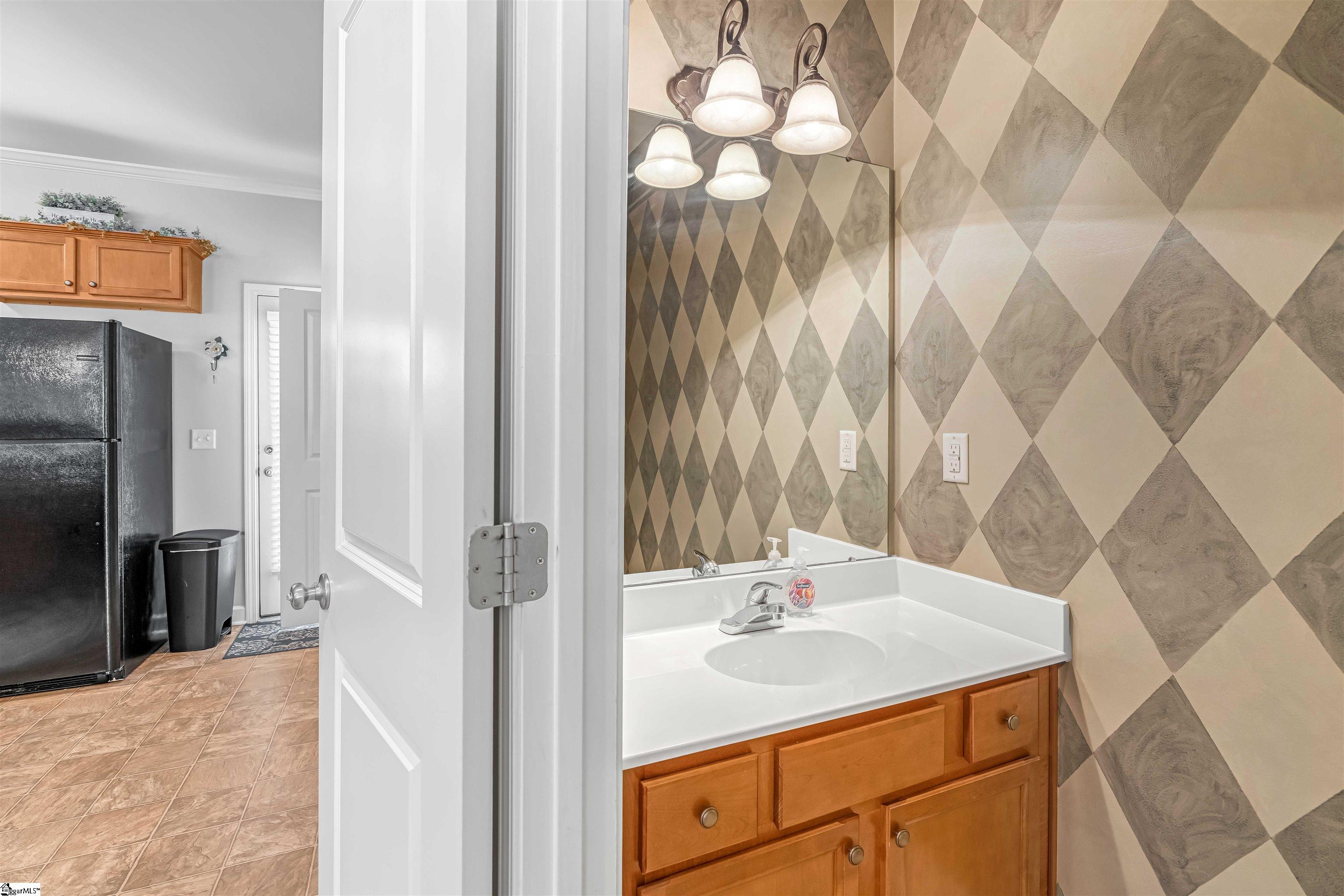 4 Amity Lane Property Photo 11