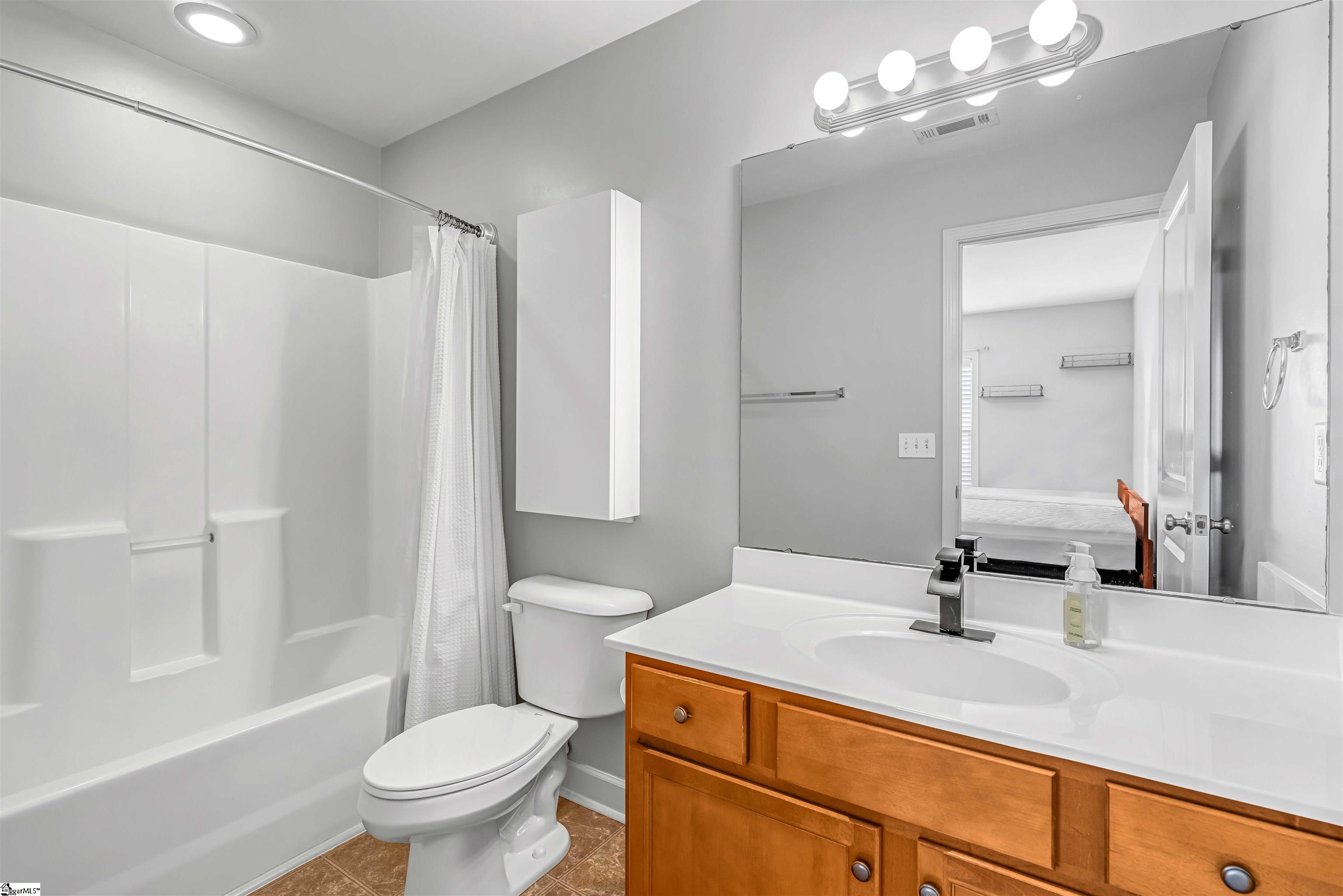 4 Amity Lane Property Photo 16