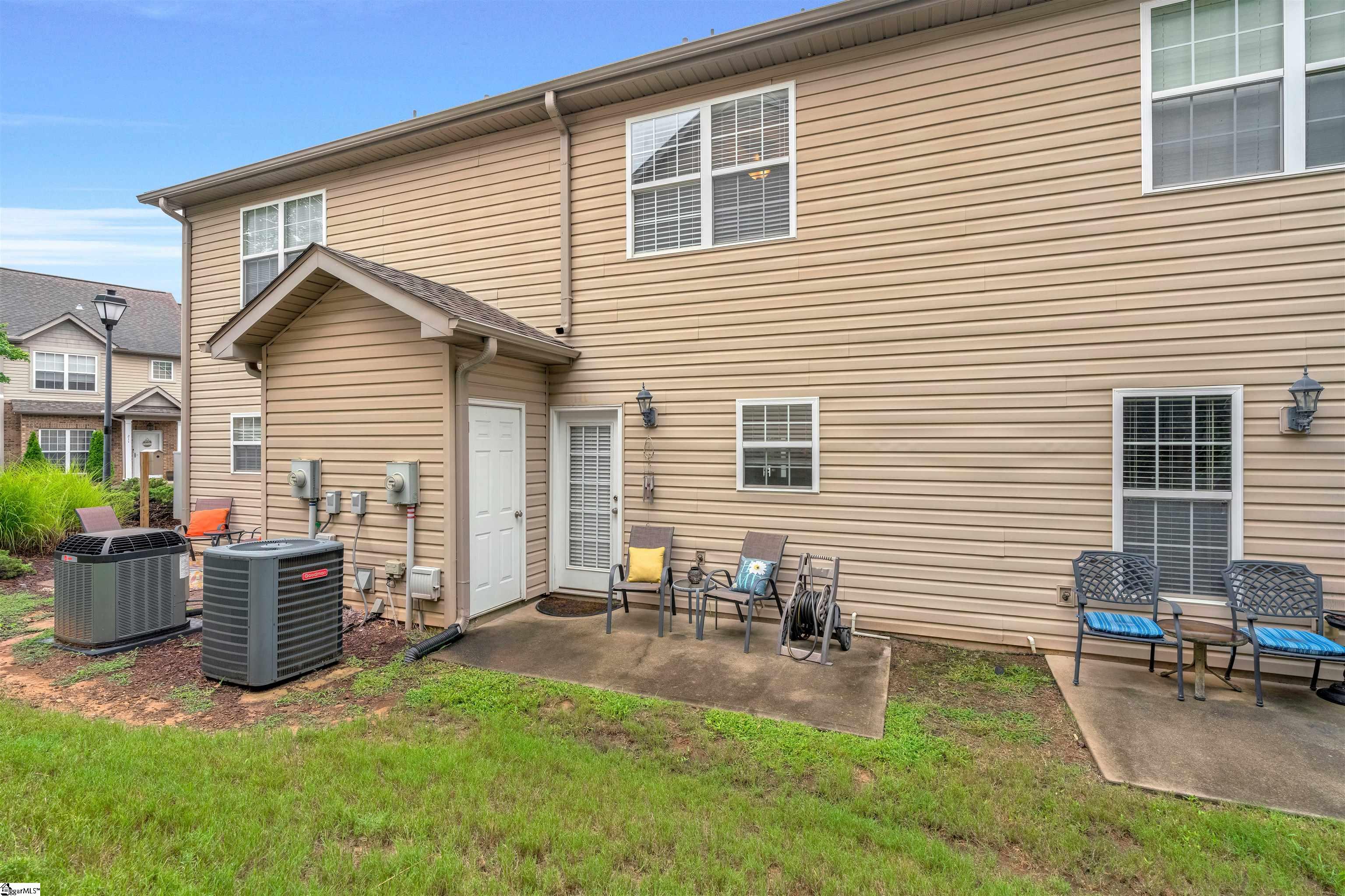 4 Amity Lane Property Photo 22