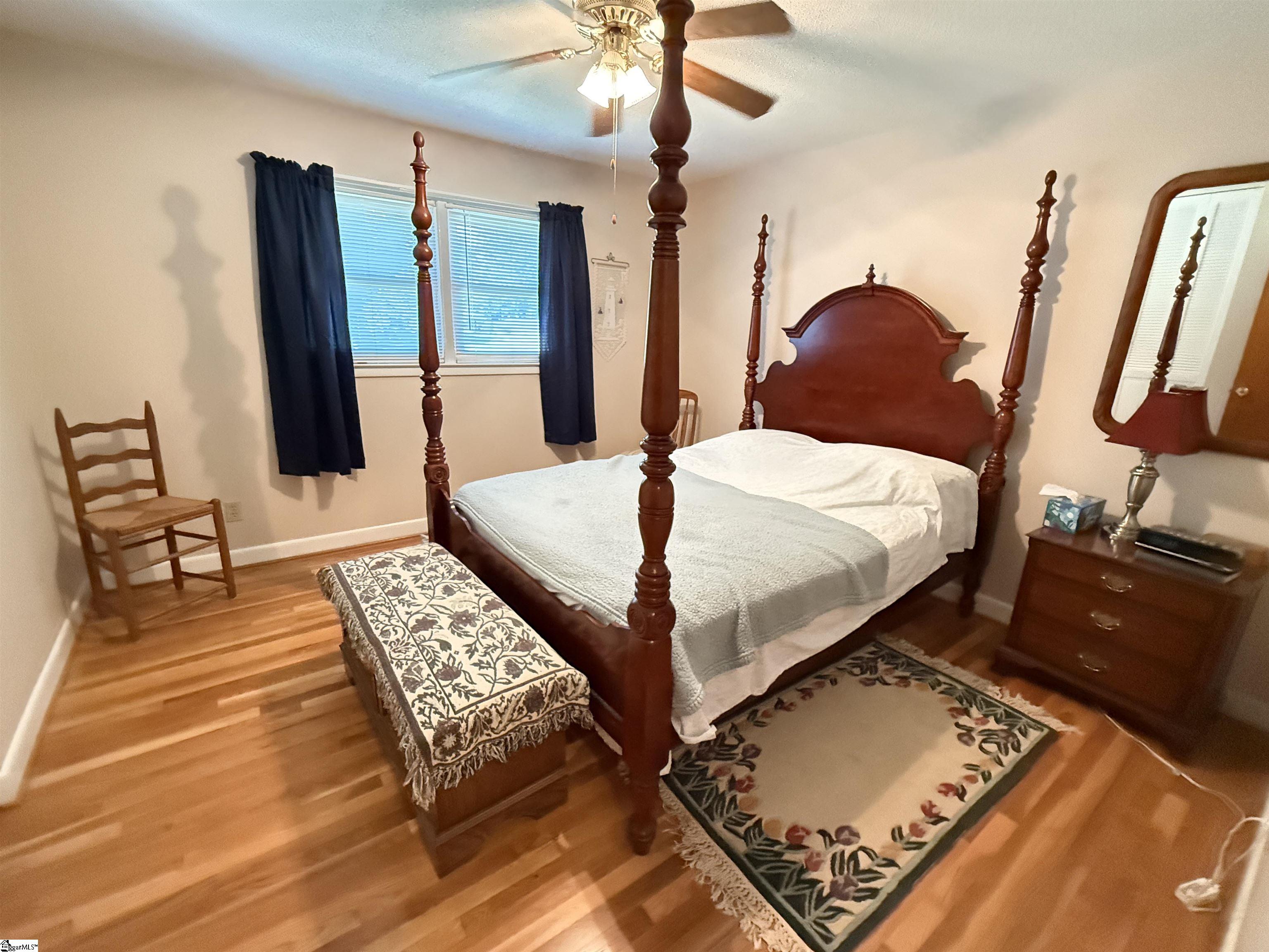 10 Dickens Lane Property Photo 14