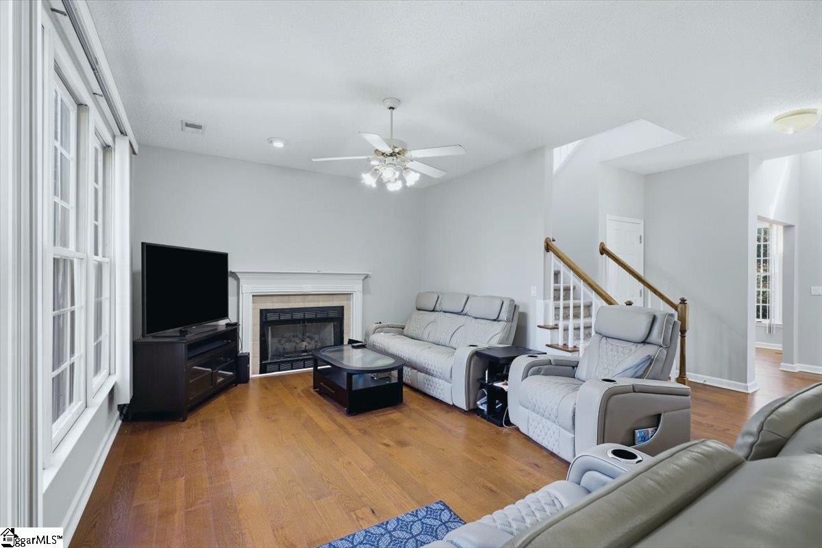 105 Rosebank Way Property Photo 14