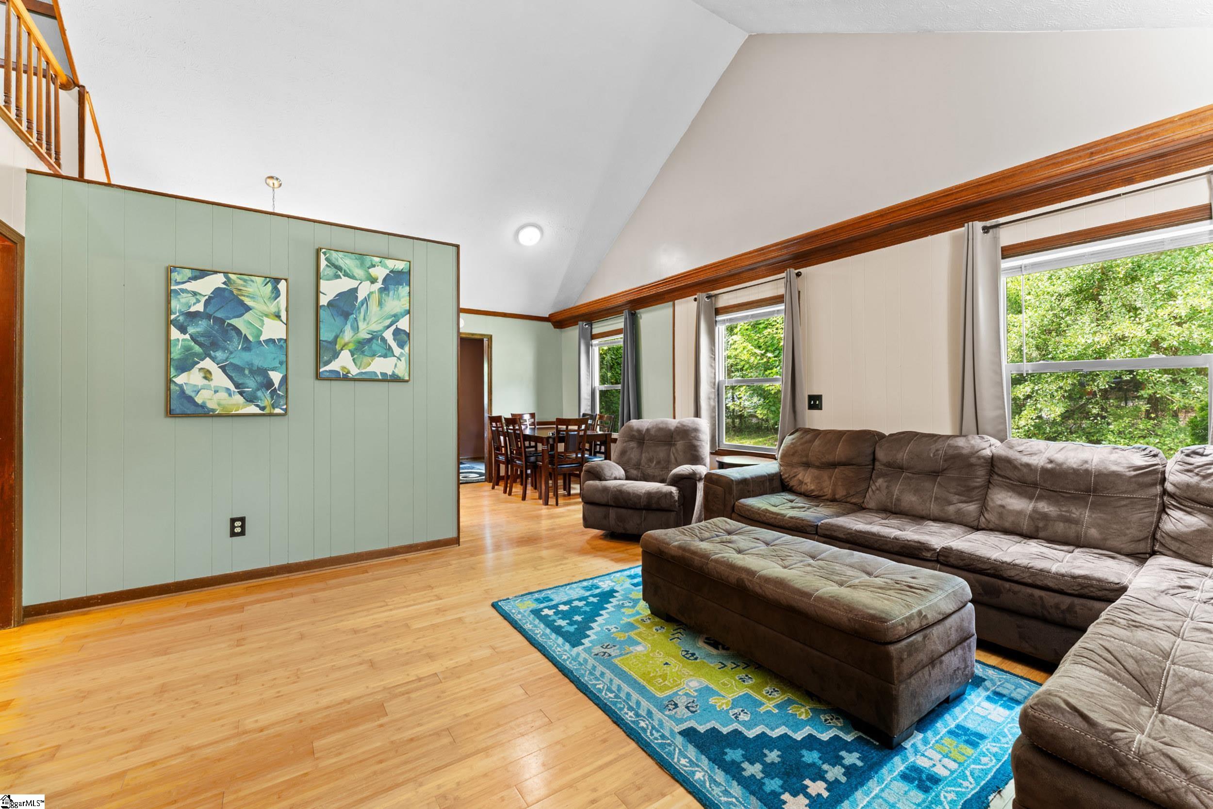 167 Willis Drive Property Photo 9