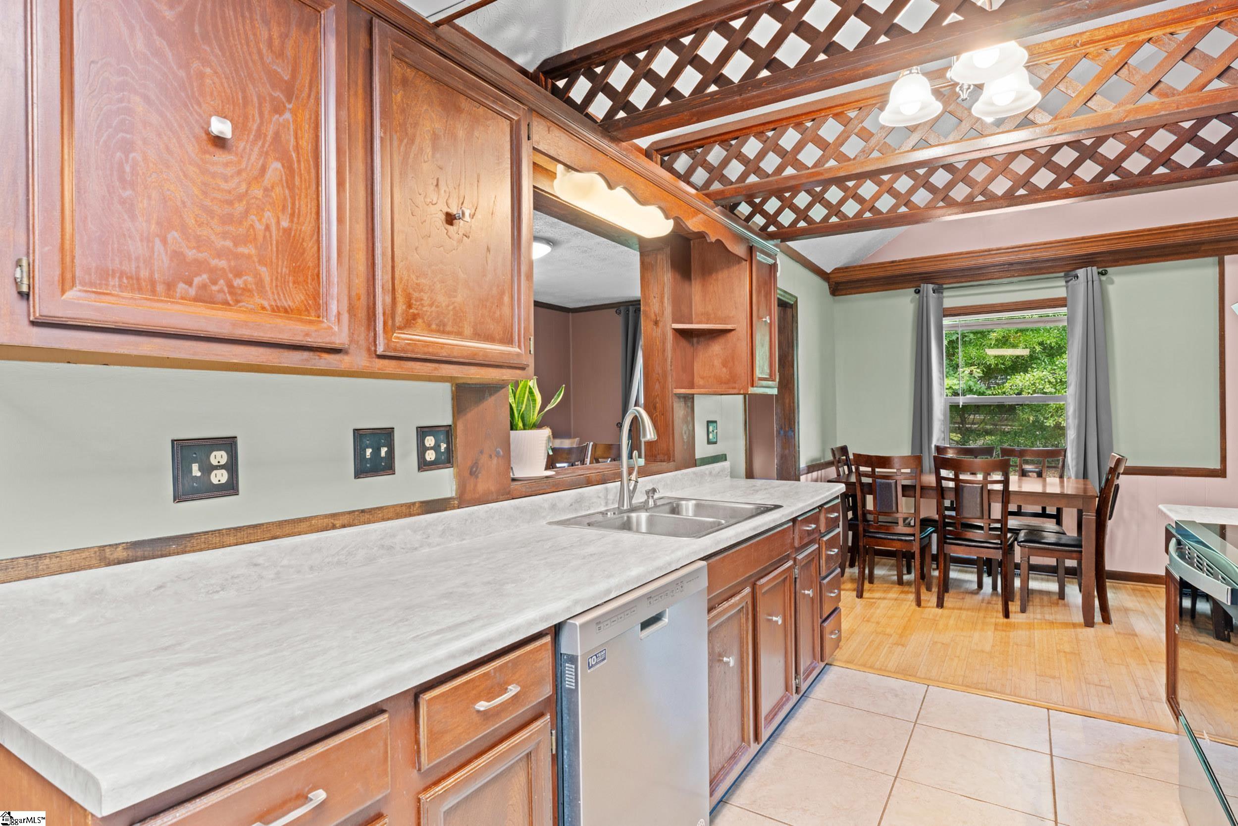 167 Willis Drive Property Photo 13