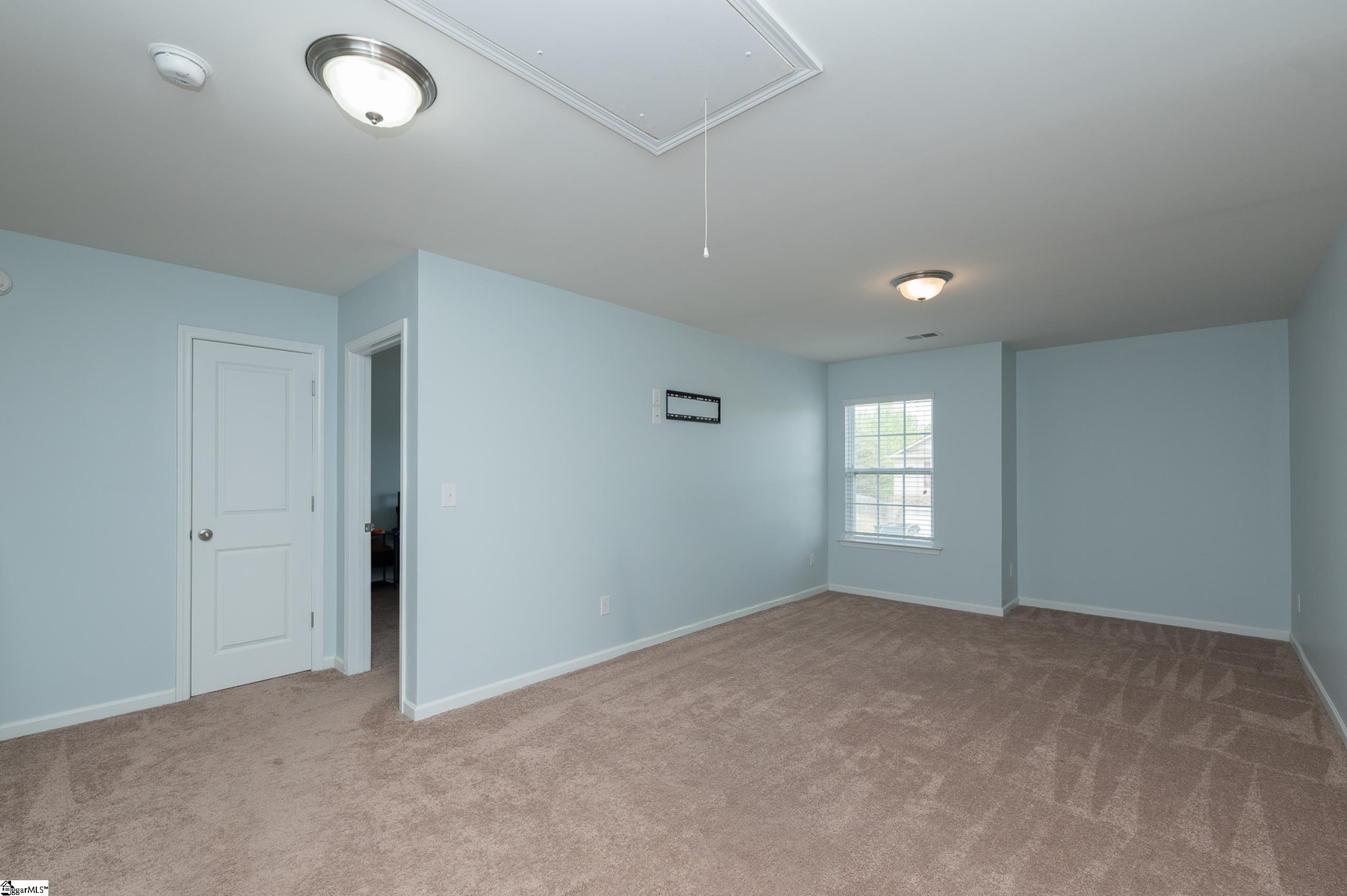 611 Willow Bank Landing Property Photo 20