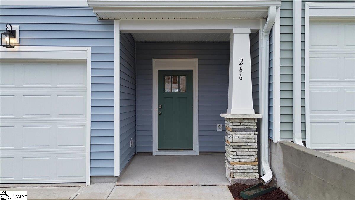 266 Telluride Way Property Photo 3