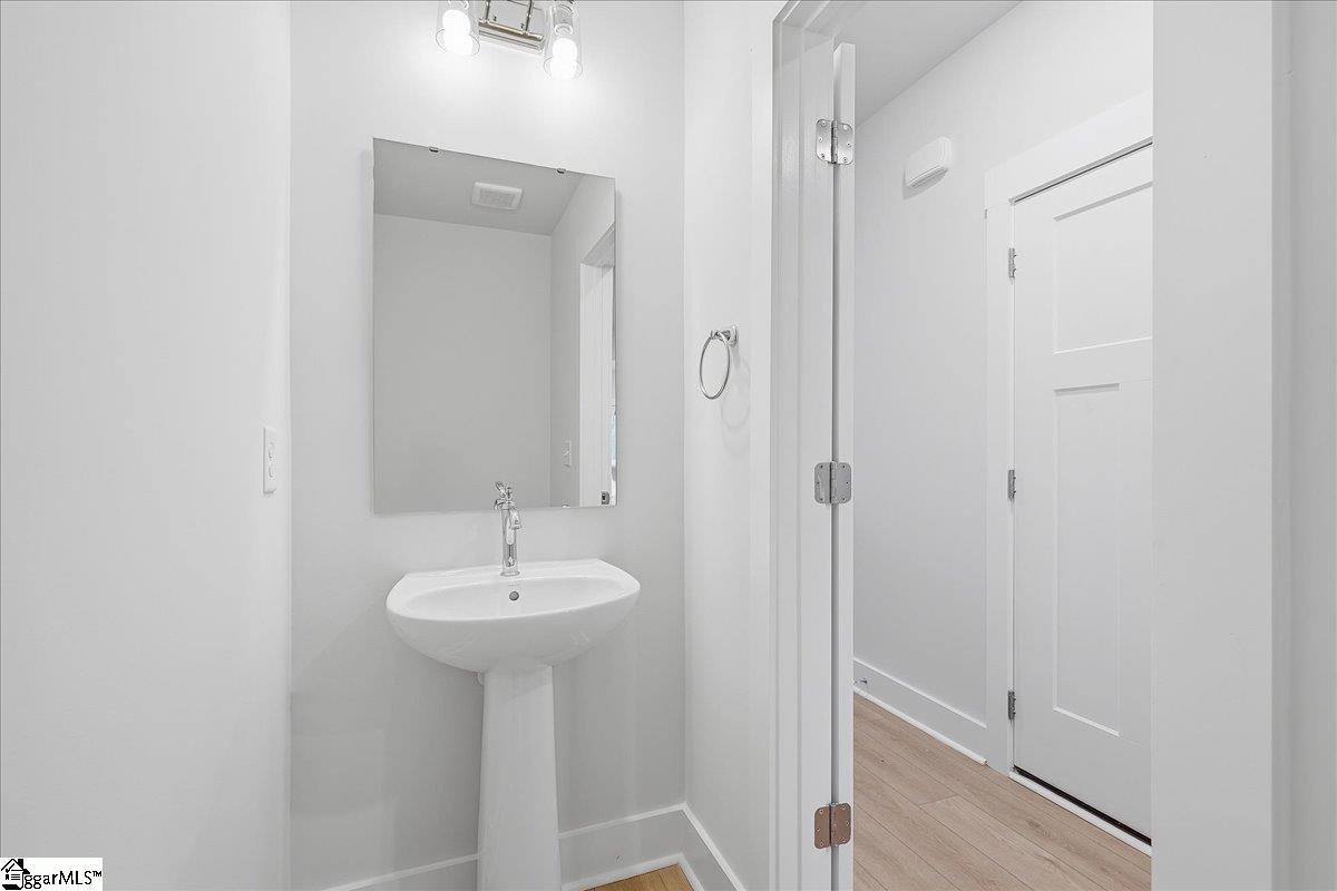 266 Telluride Way Property Photo 16