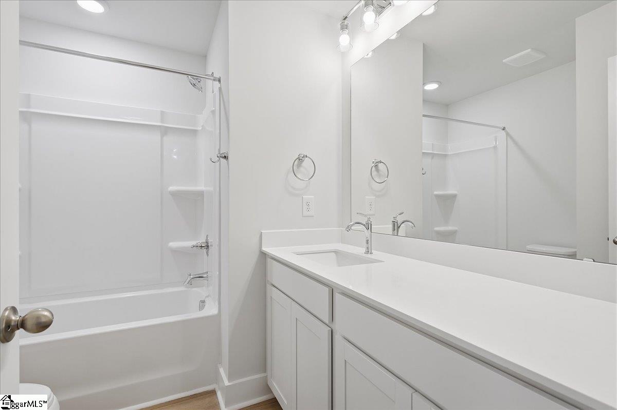 266 Telluride Way Property Photo 28