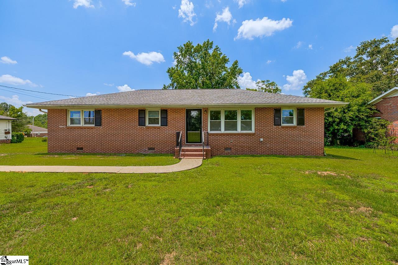400 Mcabee Road Property Photo 1