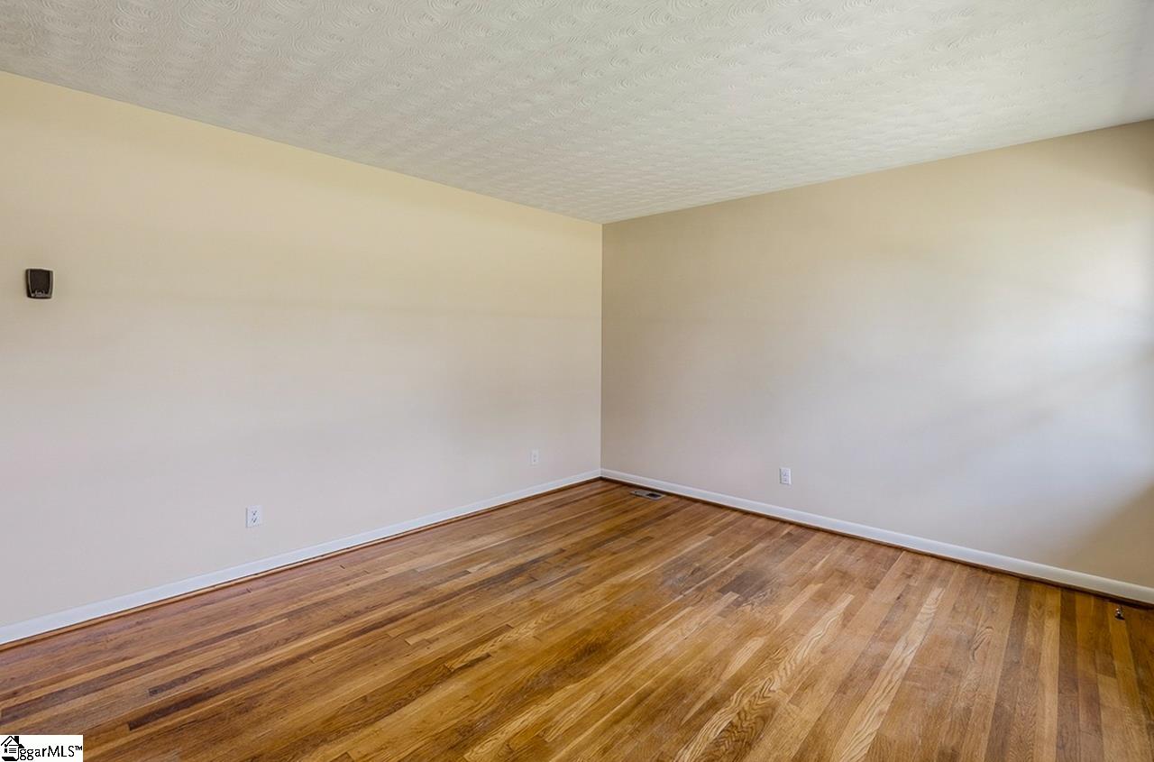 400 Mcabee Road Property Photo 6