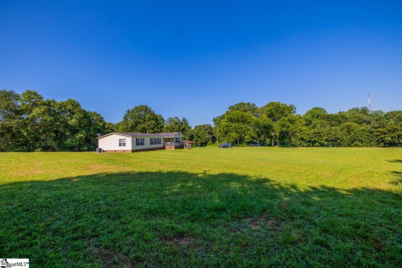 2131 & 2135 Moore Duncan Highway Property Photo 2