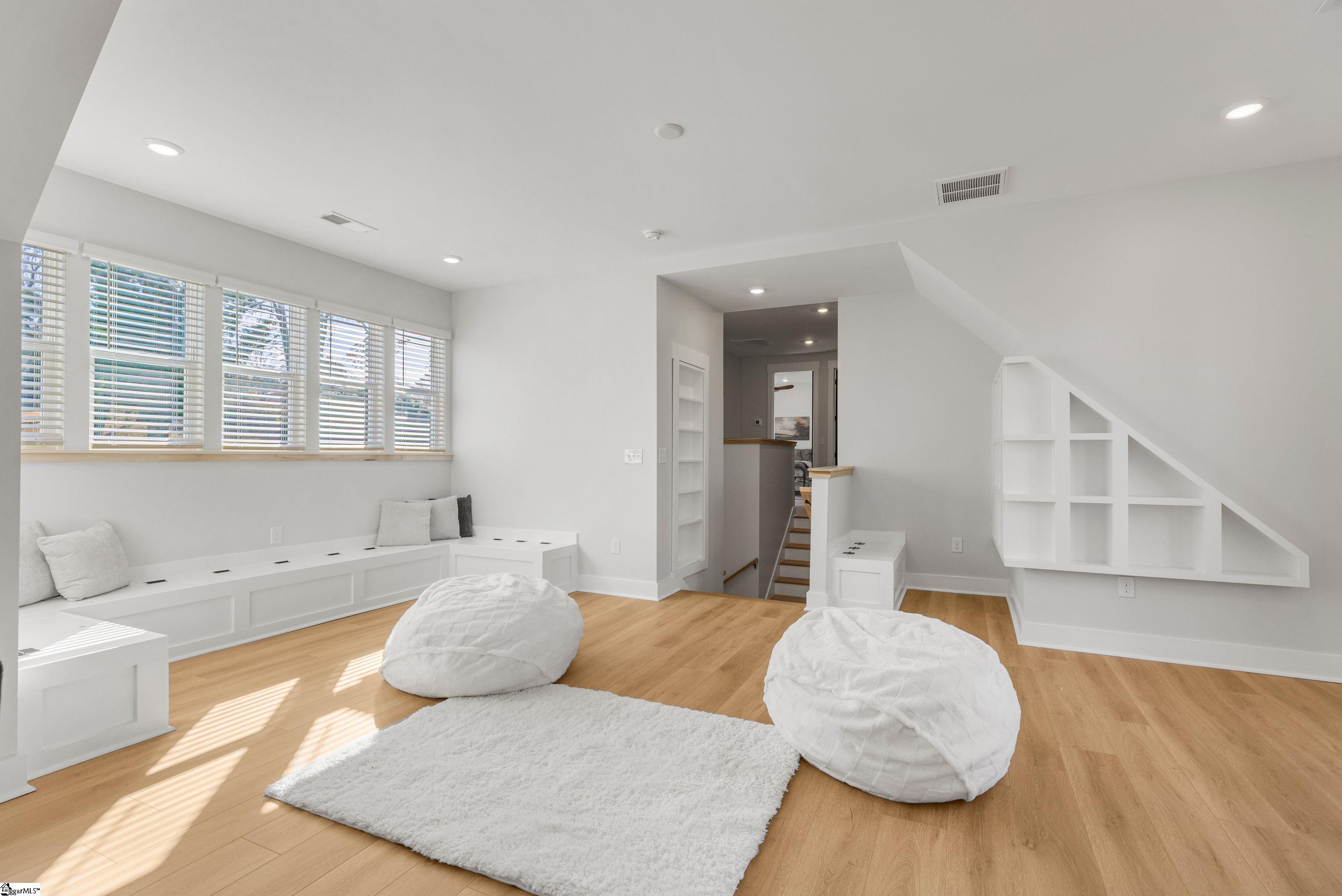 603 Canterbury Road Property Photo 28