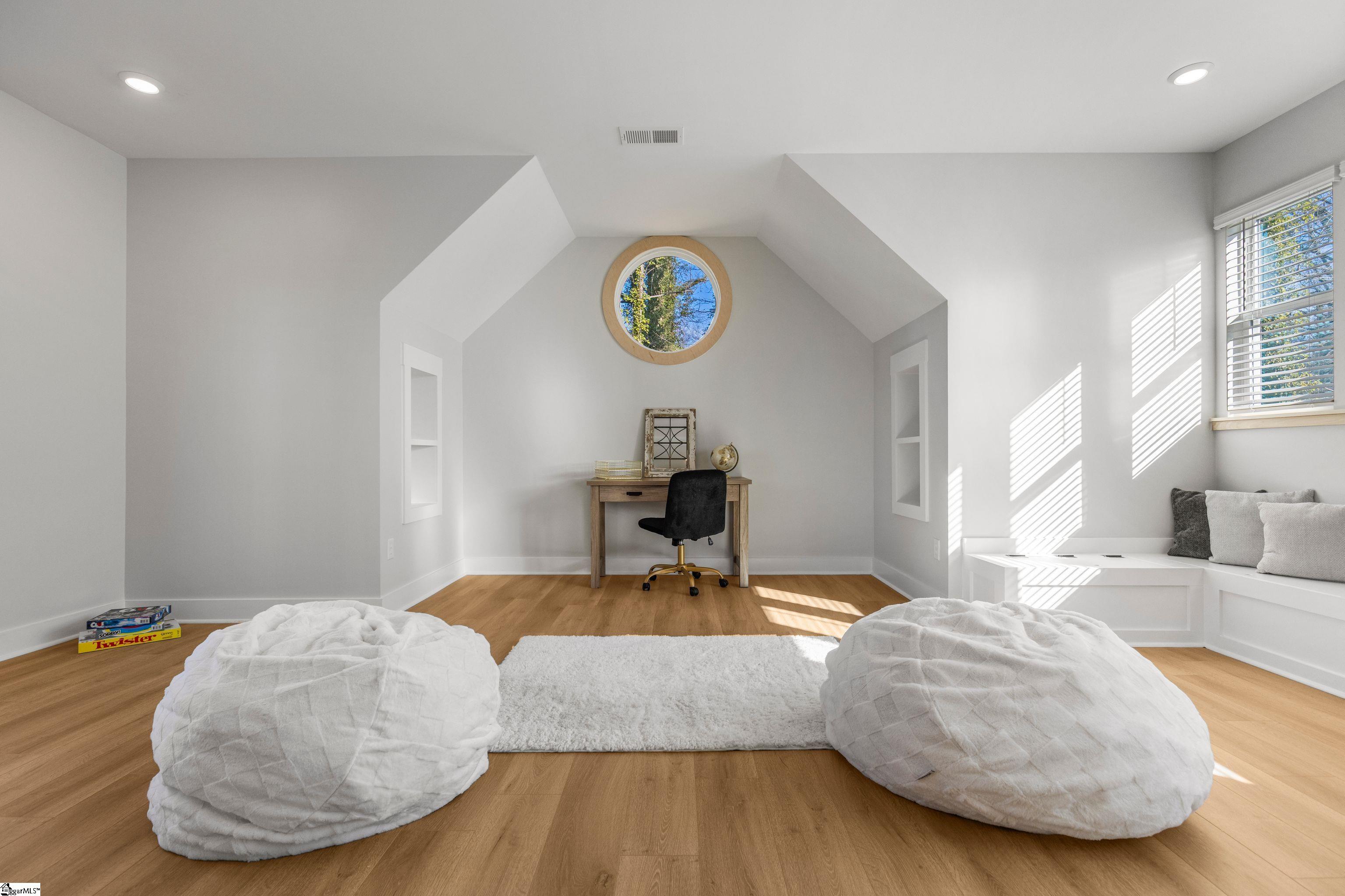 603 Canterbury Road Property Photo 30
