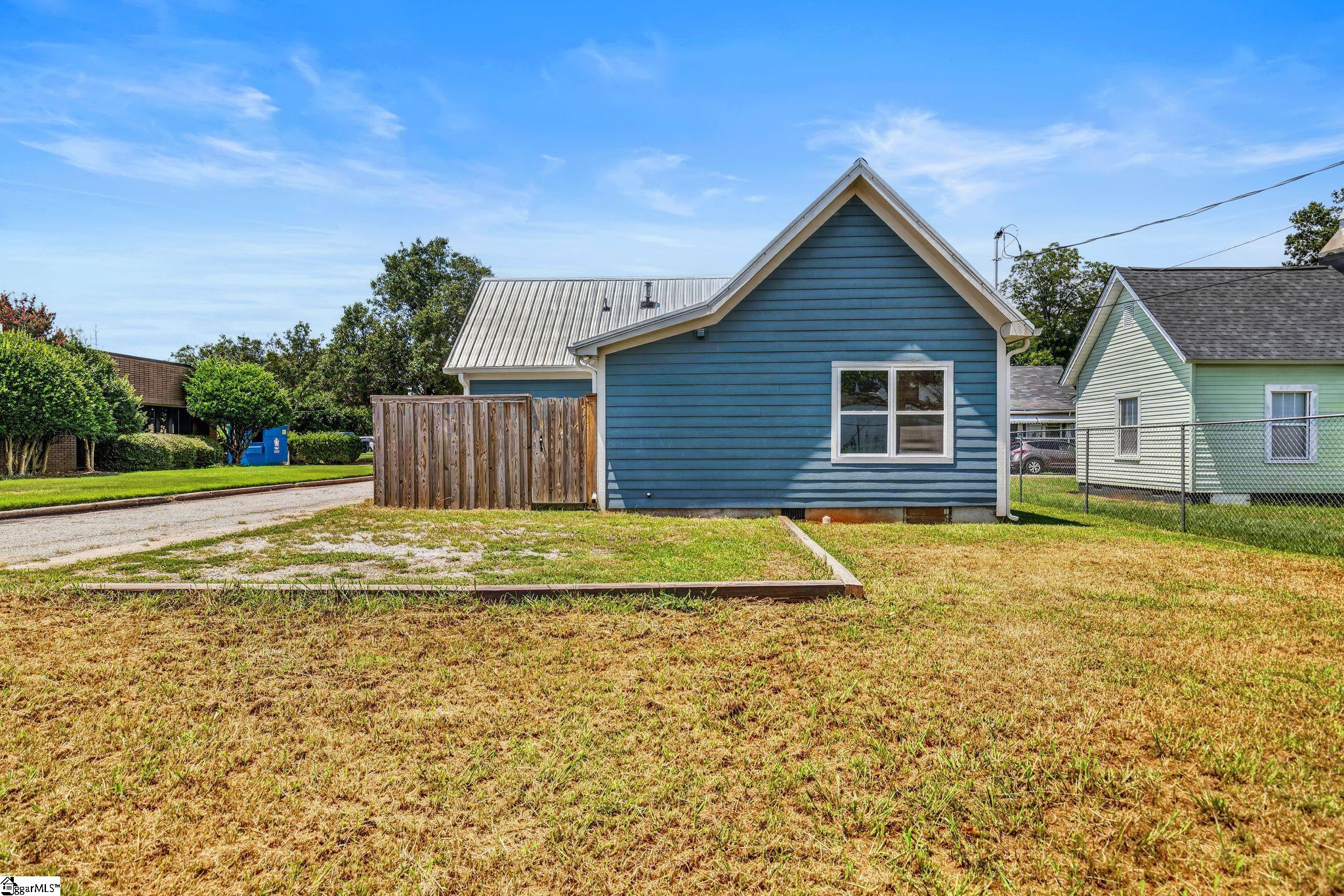 16 Welch Street Property Photo 22