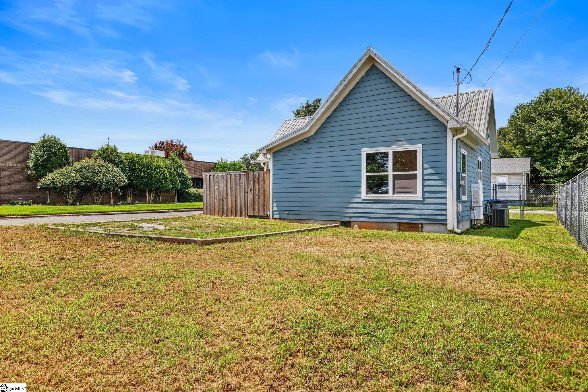 16 Welch Street Property Photo 23