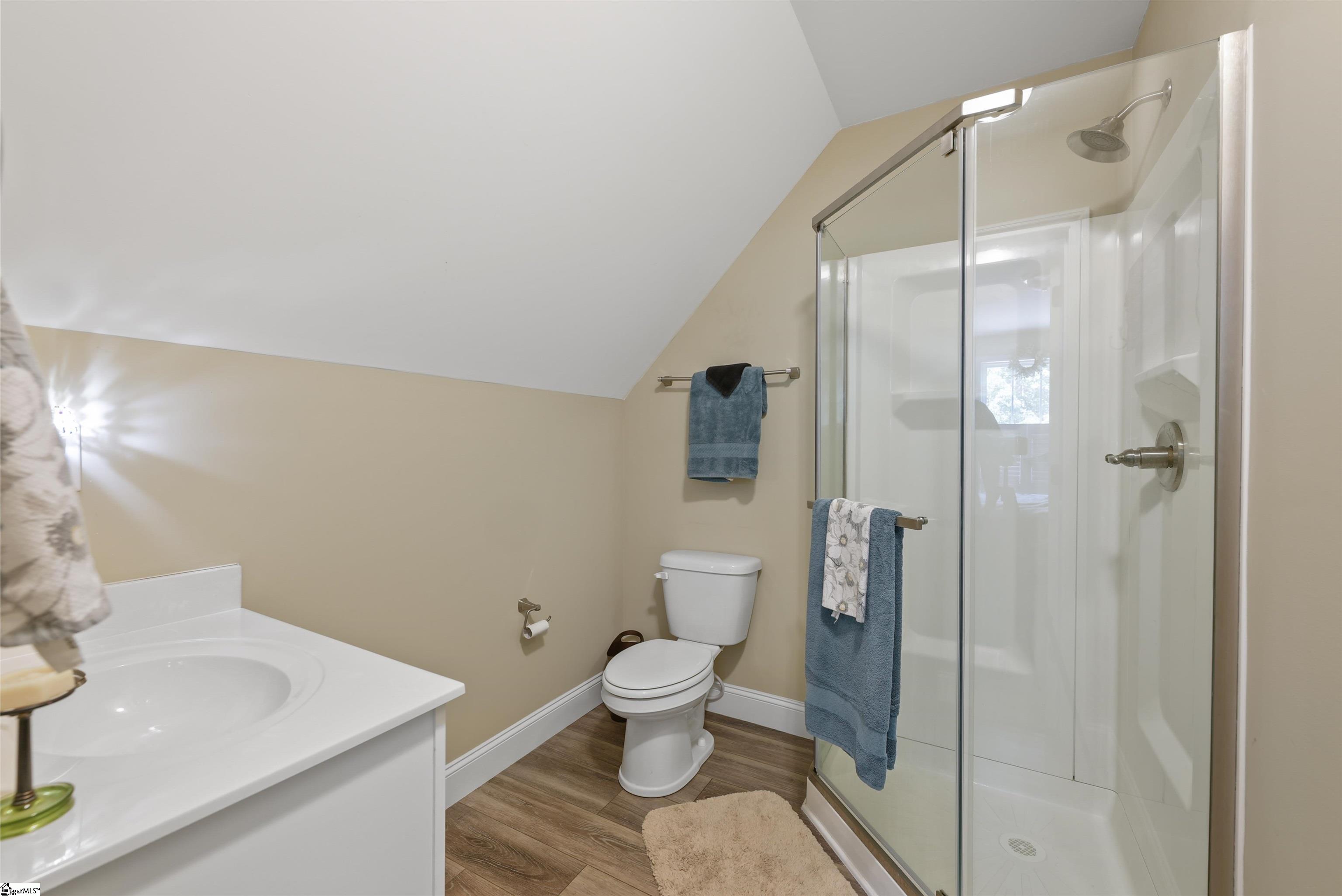 238 Inlet Pointe Drive Property Photo 22