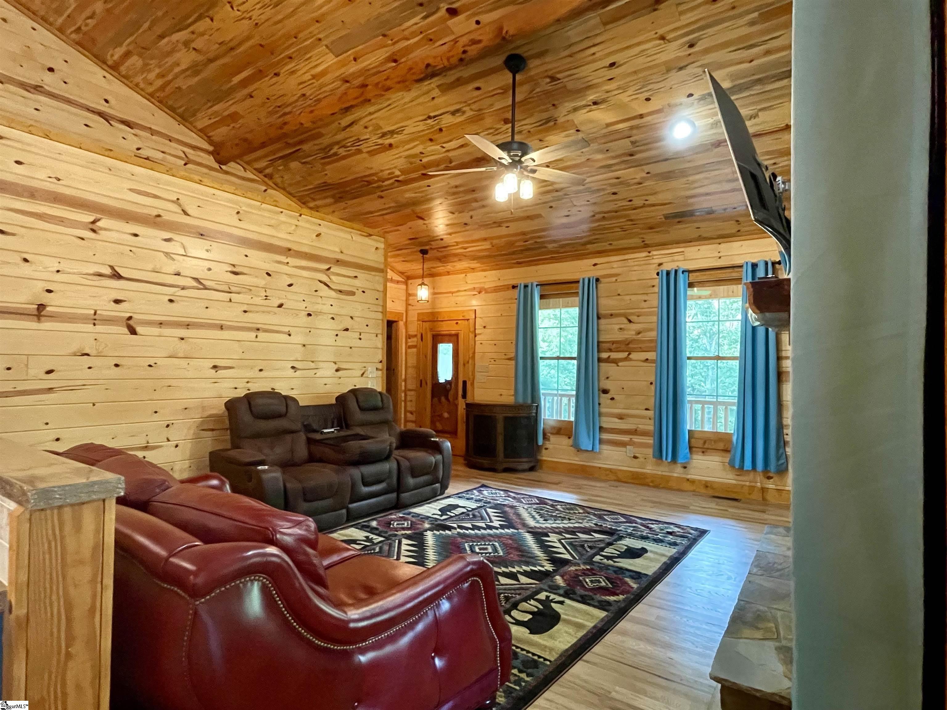480 Green Lake Road Property Photo 11