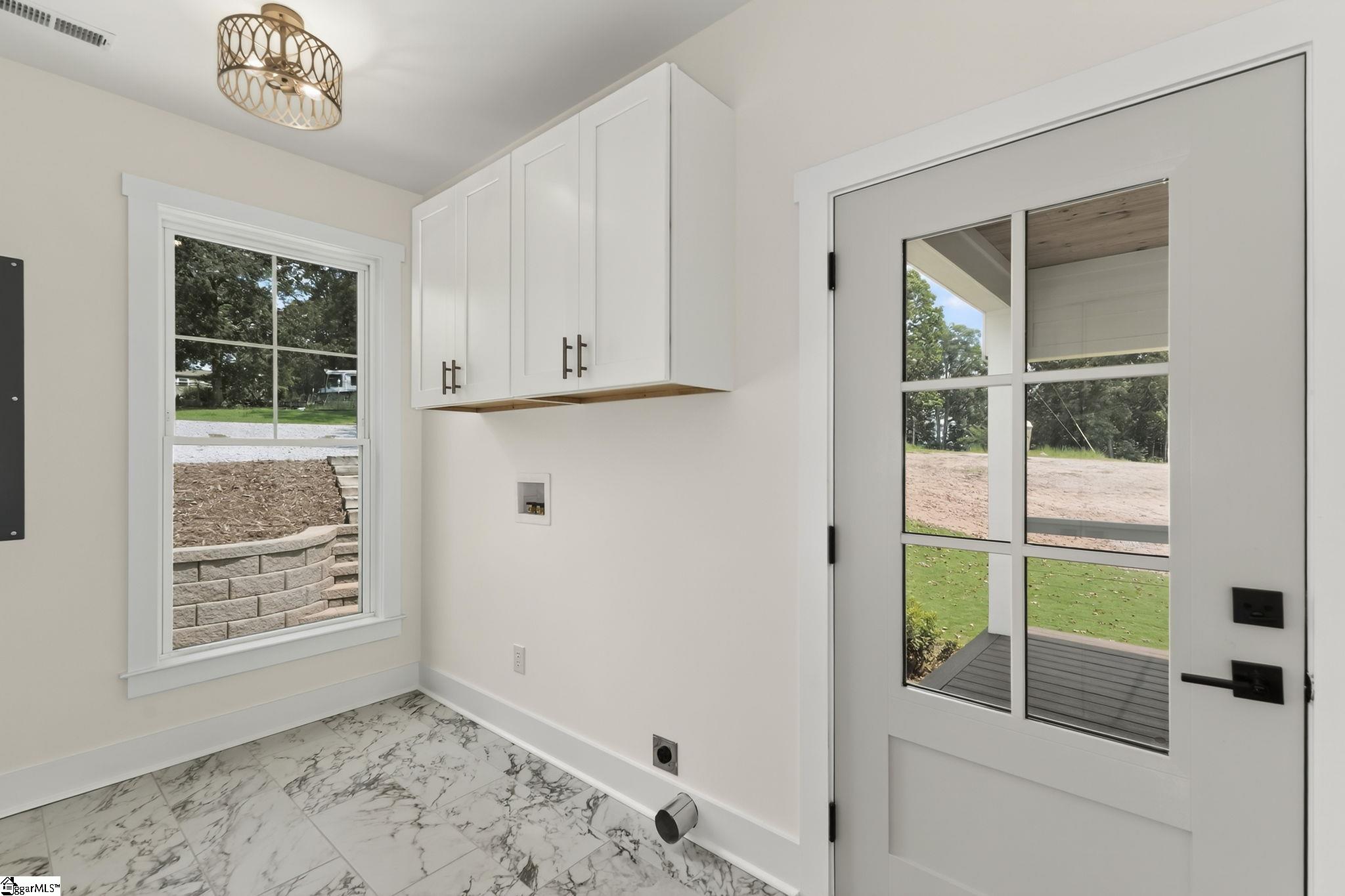 1218 Andersonville Road Property Photo 13