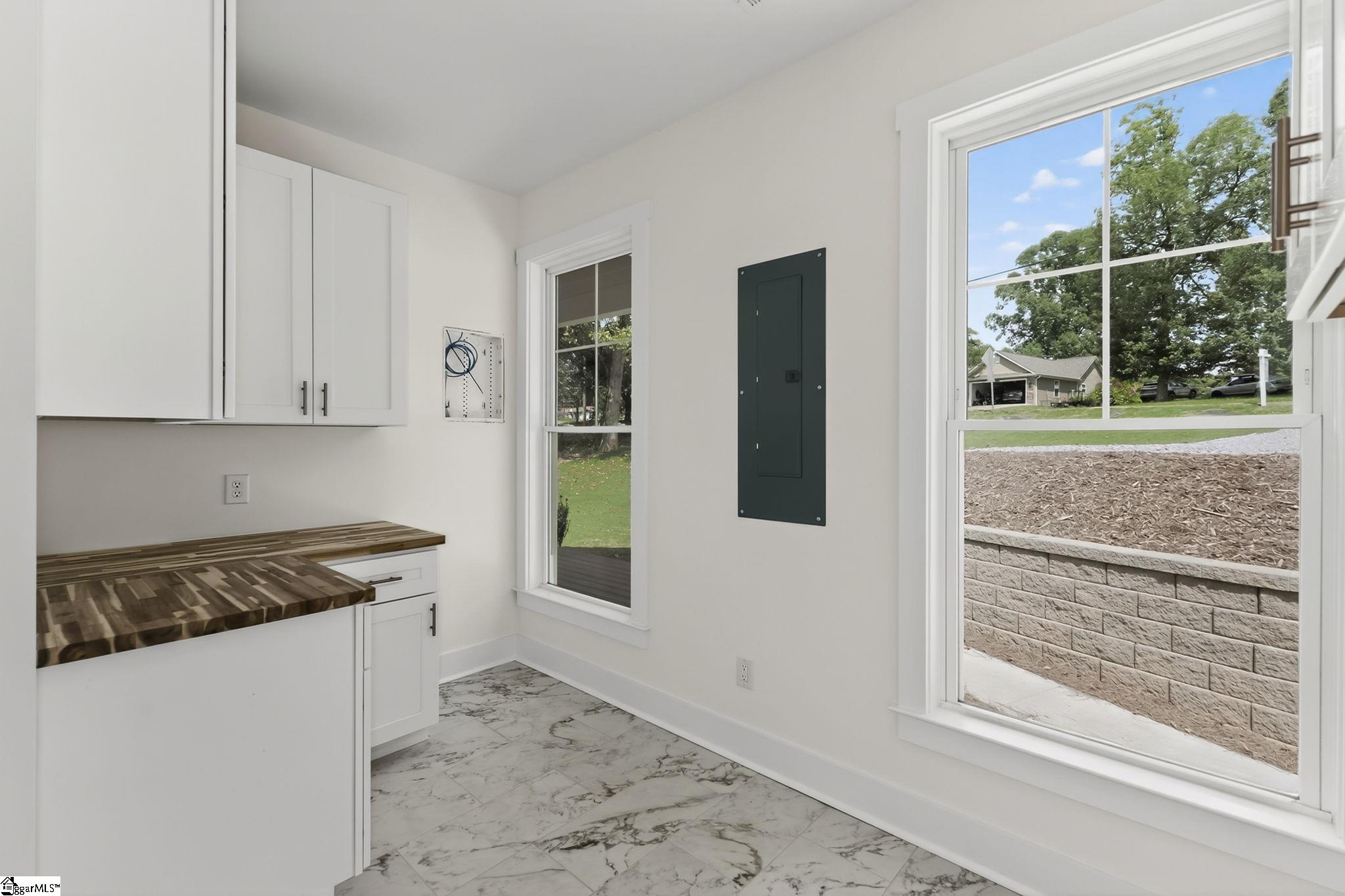 1218 Andersonville Road Property Photo 14