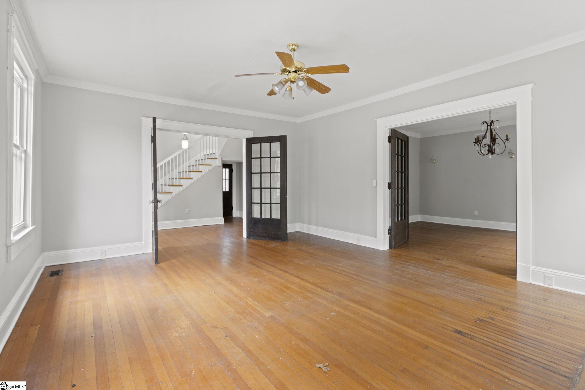 181 N Fairview Avenue Property Photo 7