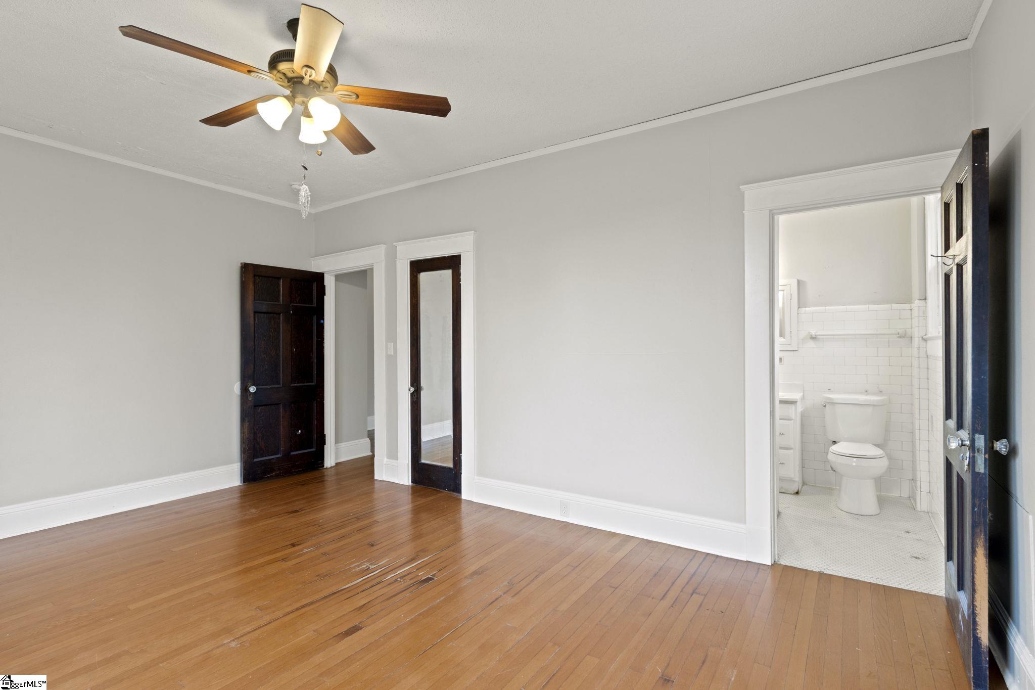 181 N Fairview Avenue Property Photo 18