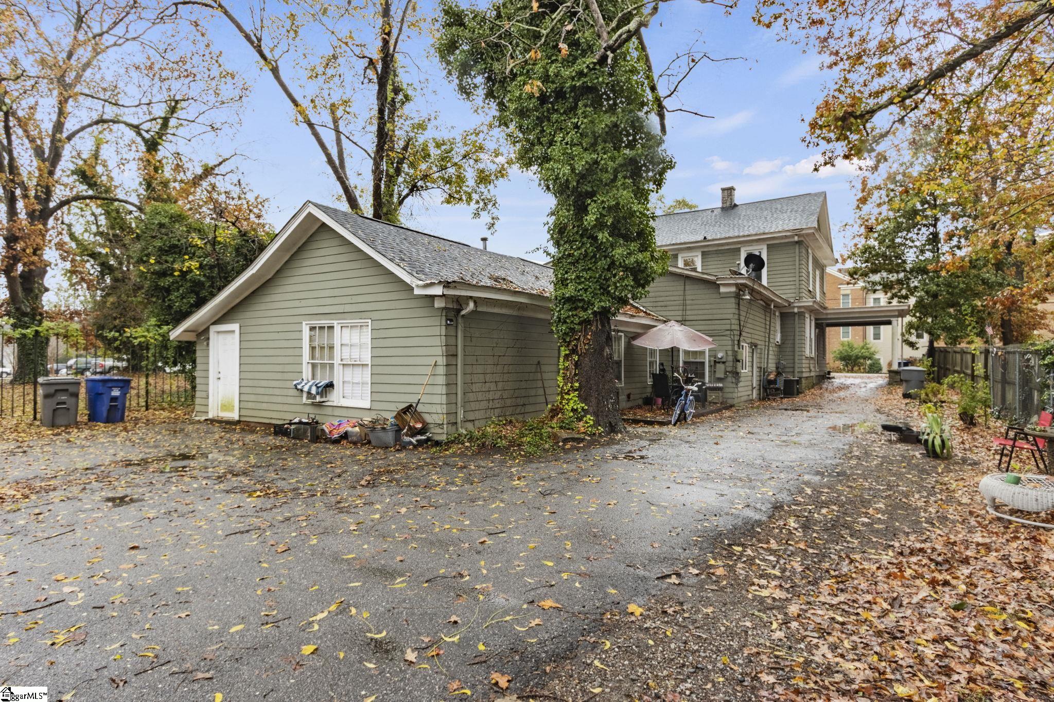 181 N Fairview Avenue Property Photo 33