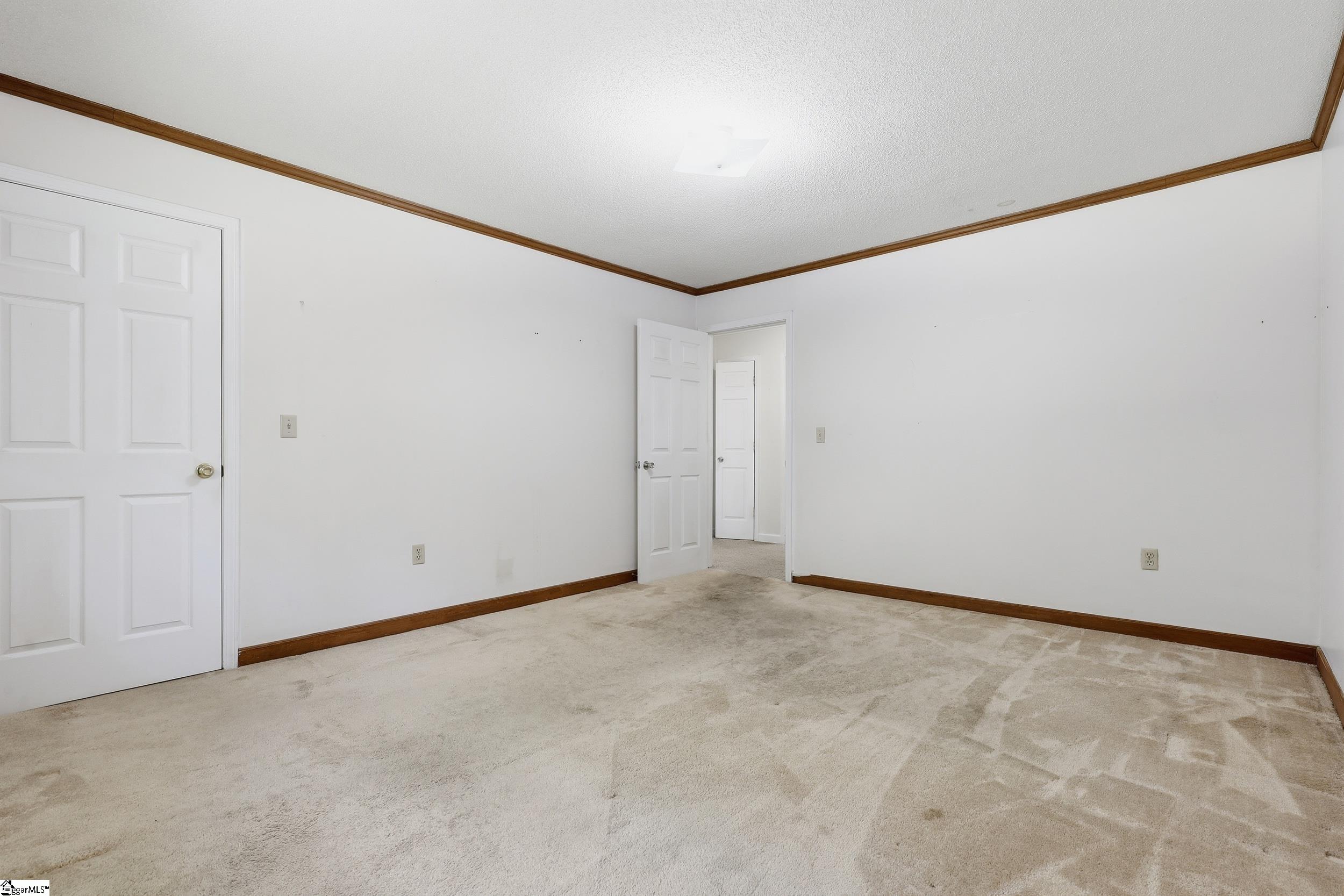 102 Harborough Road Property Photo 24