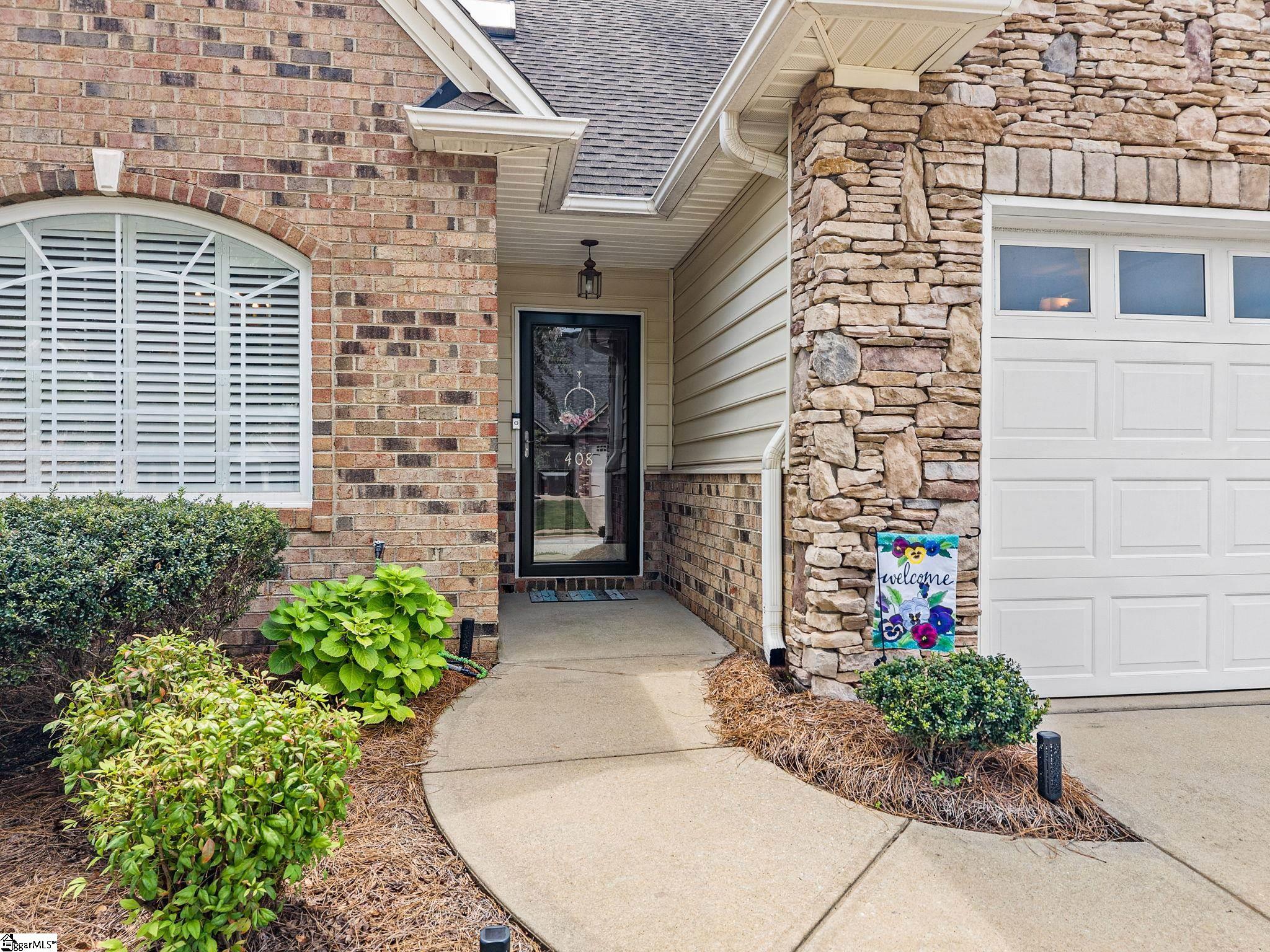 408 Pierview Way Property Photo 2