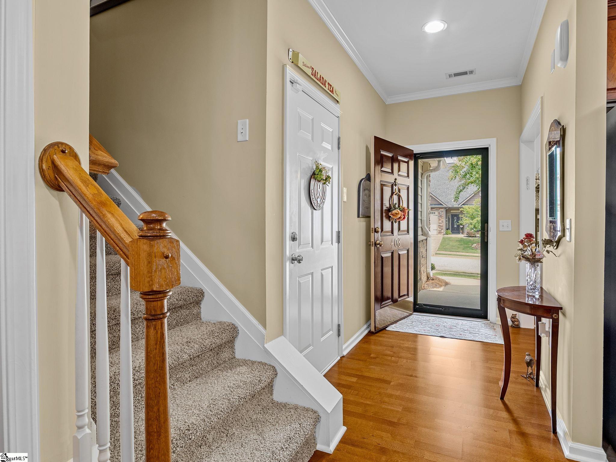 408 Pierview Way Property Photo 3