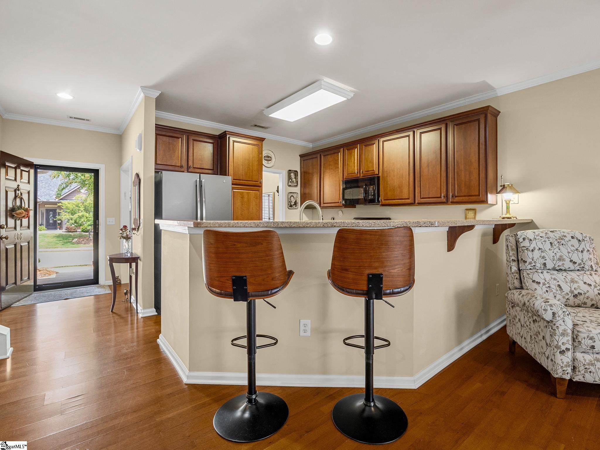 408 Pierview Way Property Photo 6