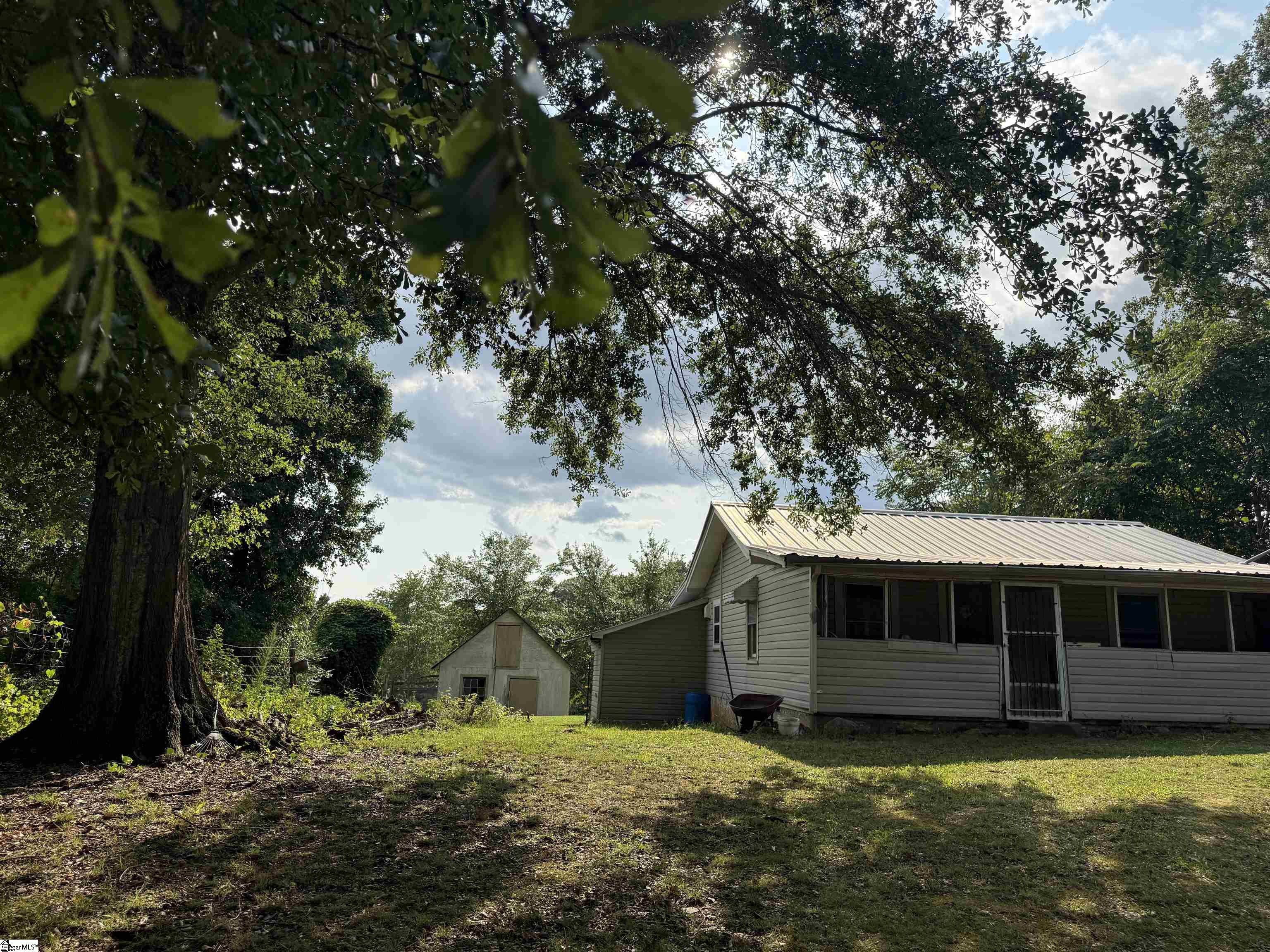 3407 Geer Highway Property Photo 4