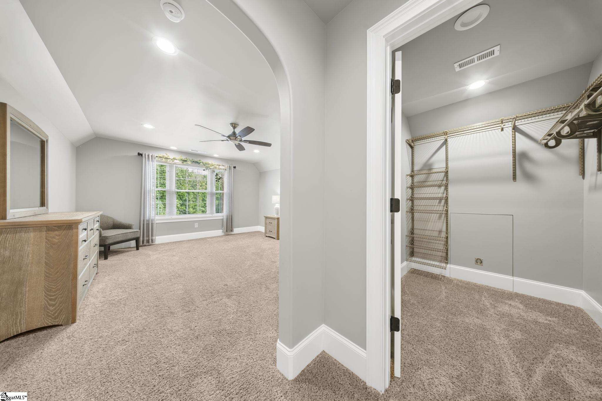129 Overbrook Circle Property Photo 26
