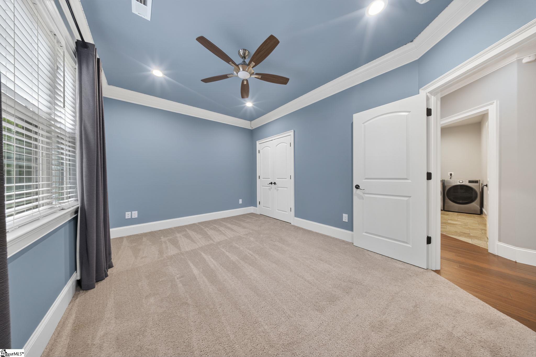 129 Overbrook Circle Property Photo 32