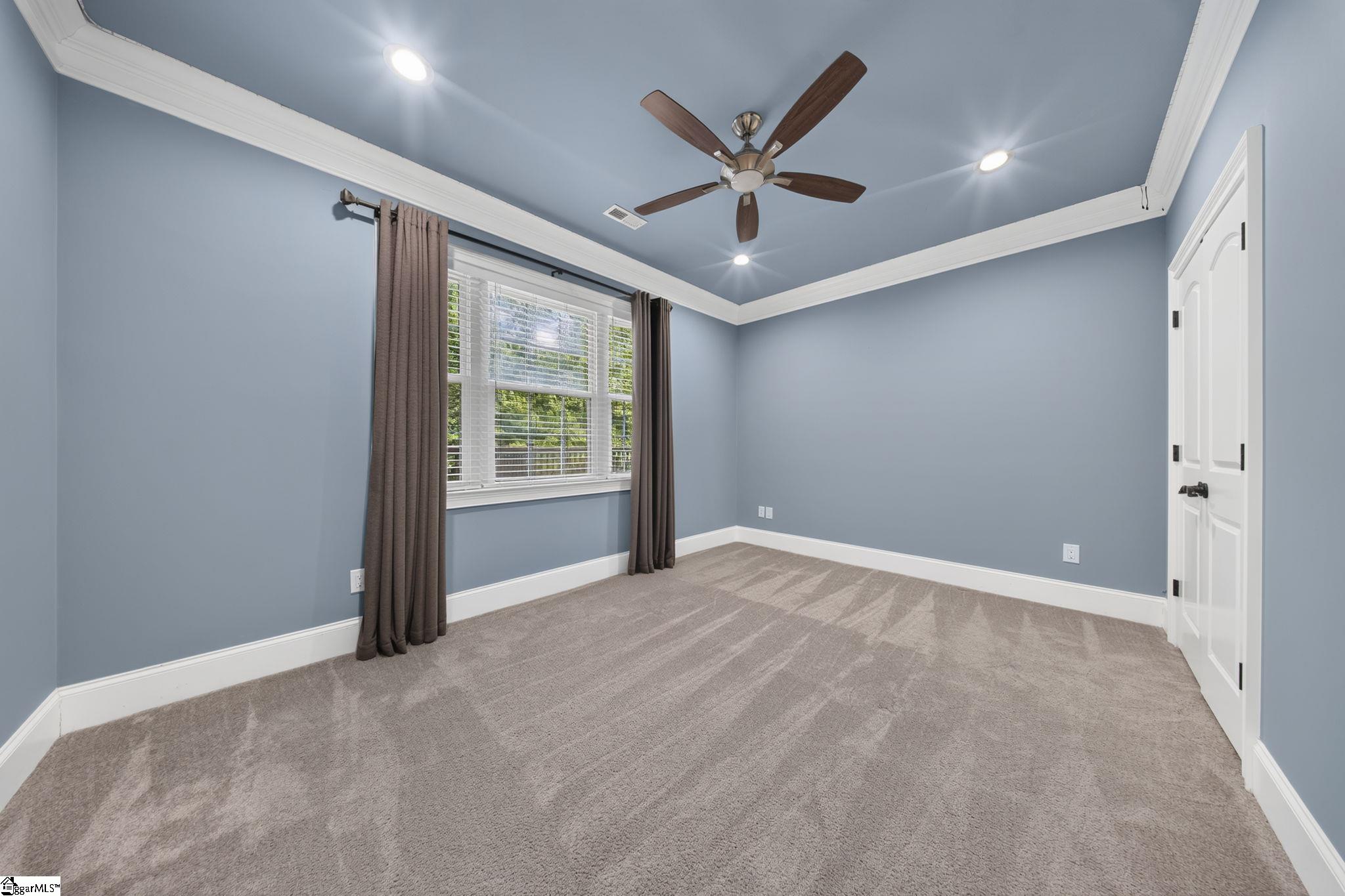 129 Overbrook Circle Property Photo 33