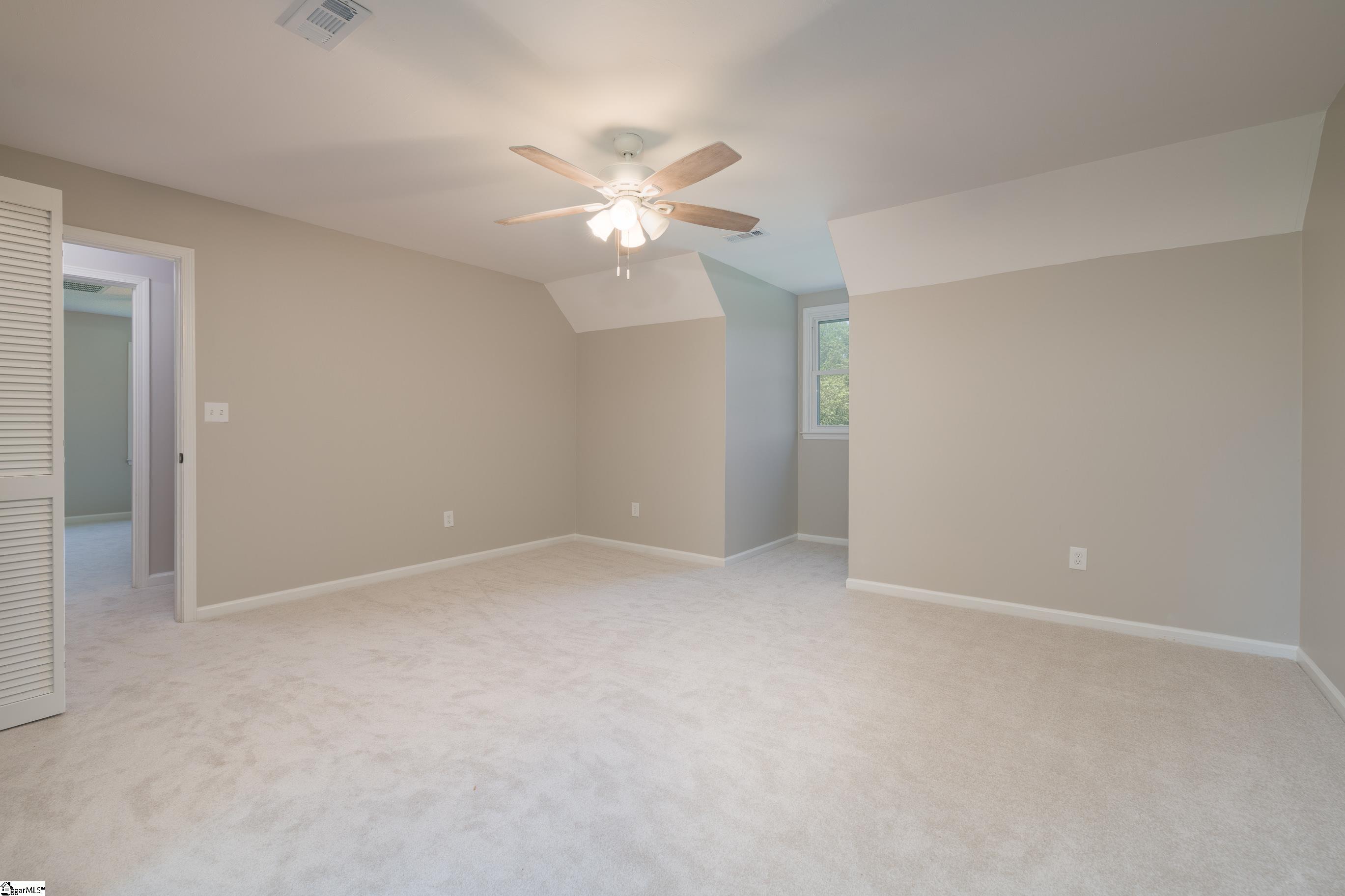 125 Tiffany Lane Property Photo 29