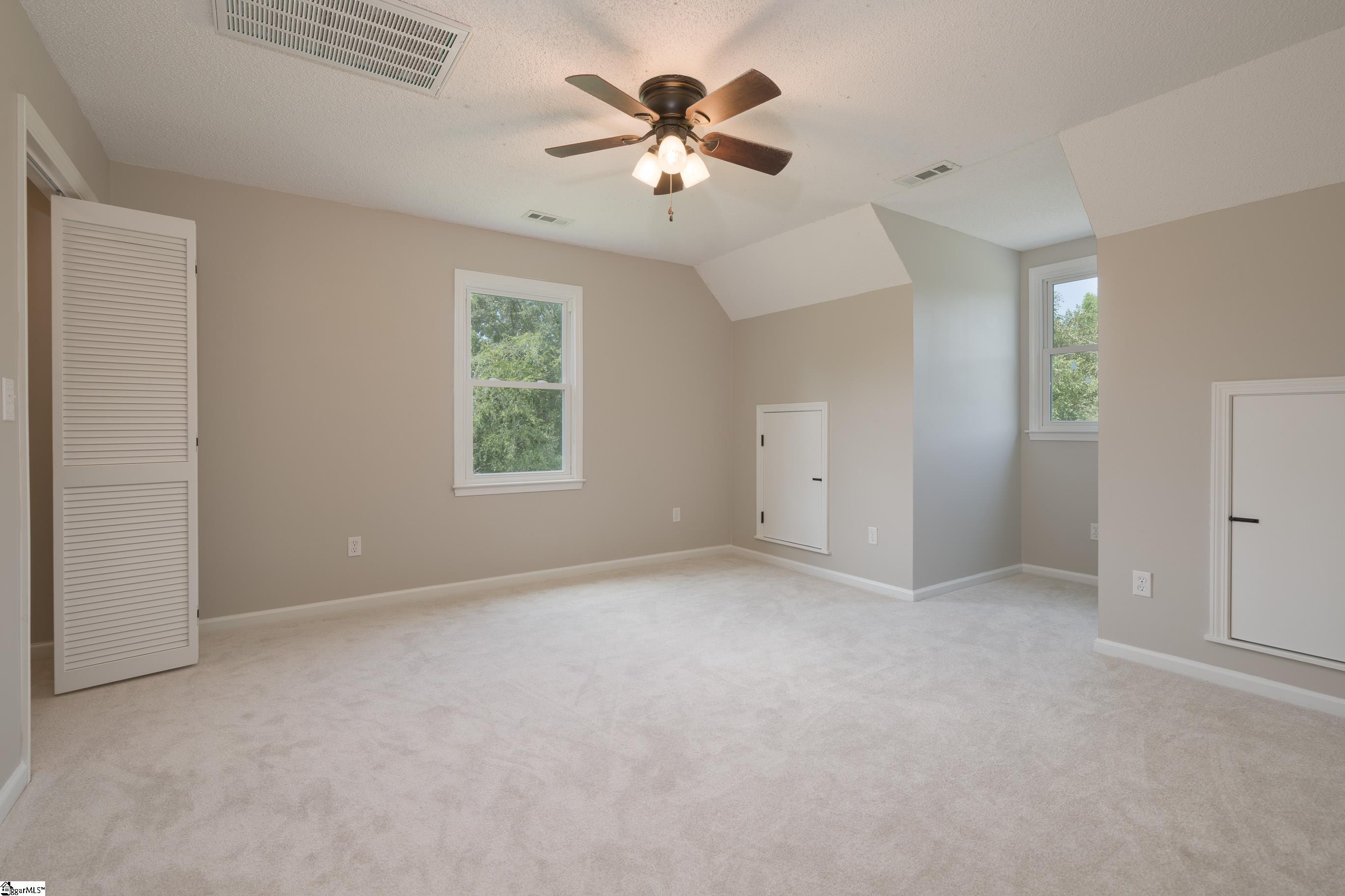 125 Tiffany Lane Property Photo 30