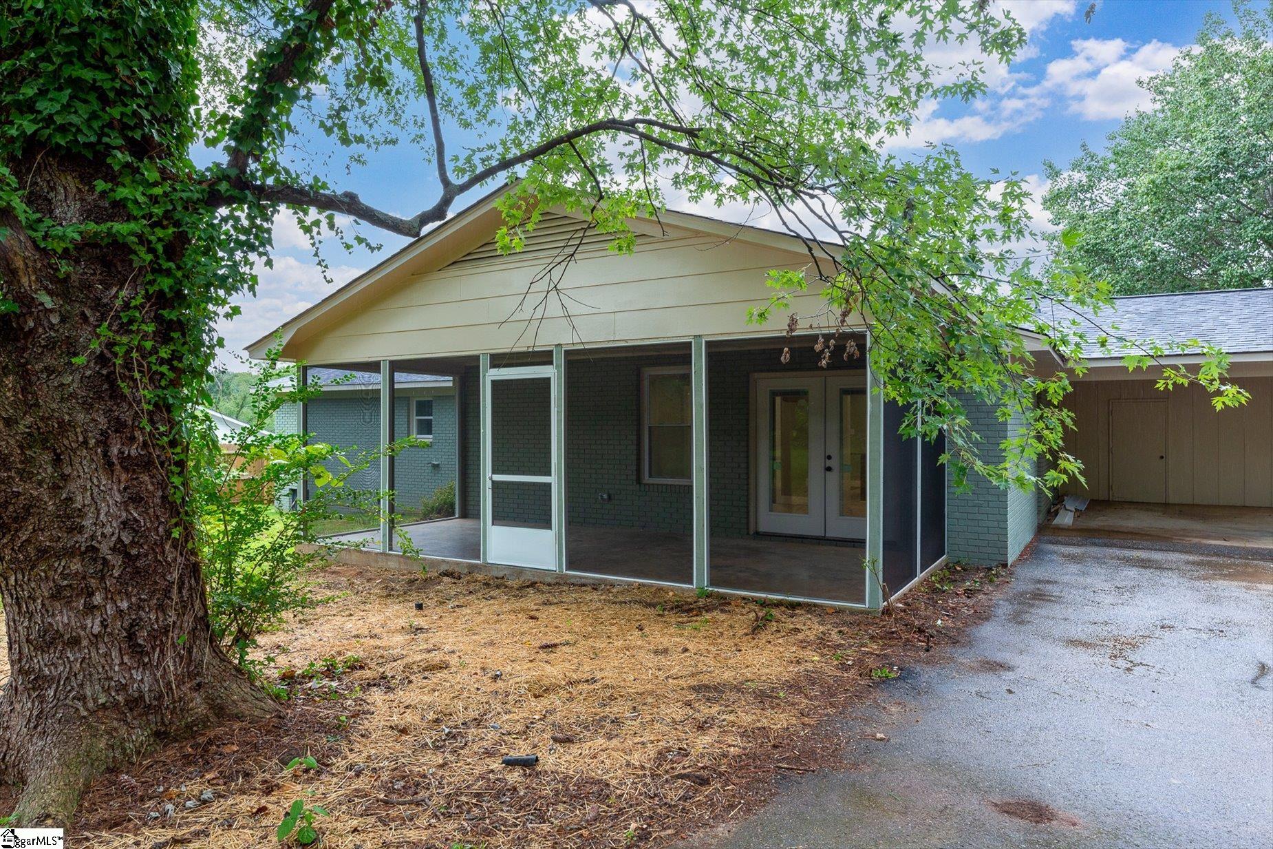 128 Galaxie Place Property Photo 30