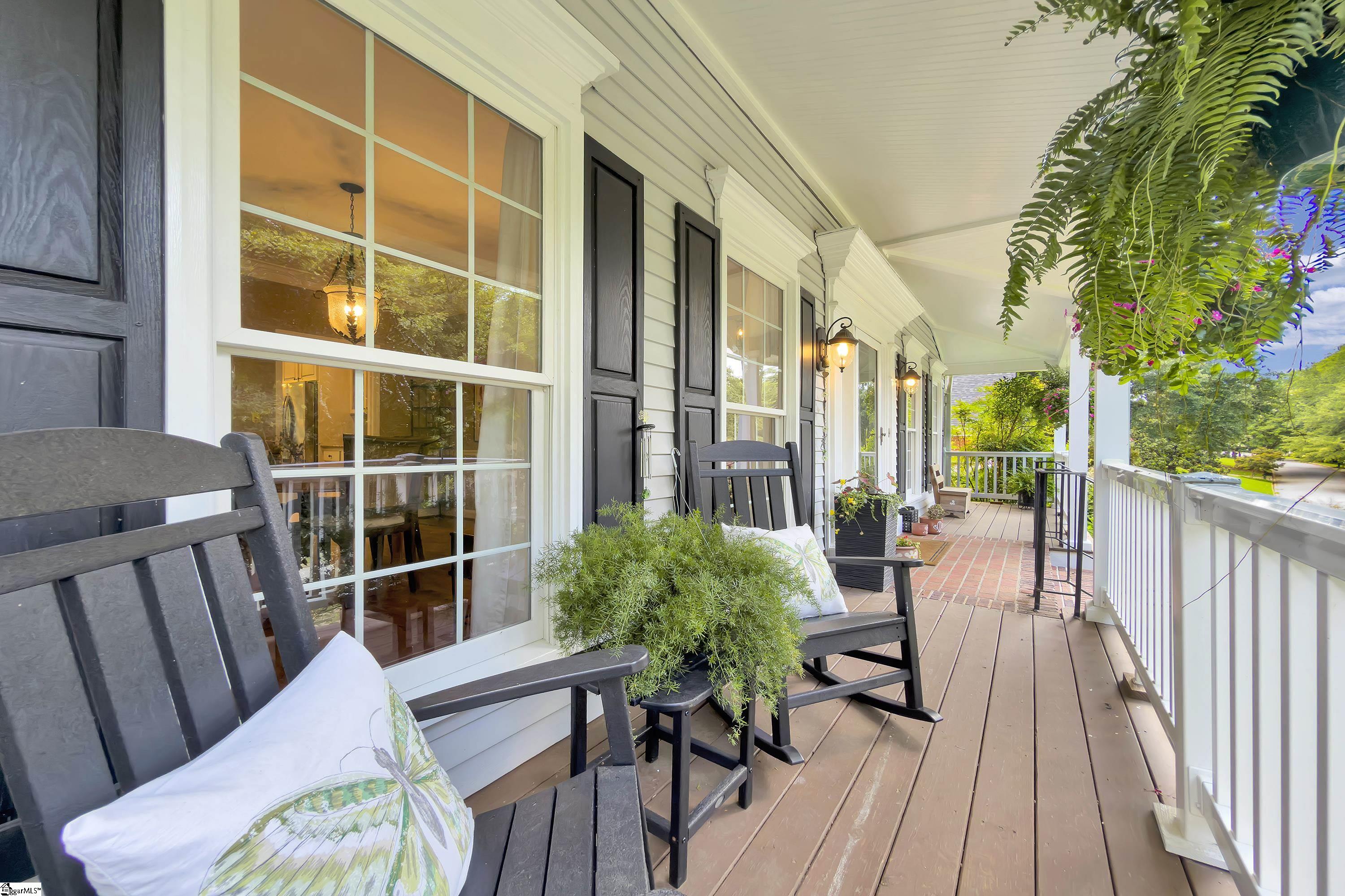 209 River Walk Boulevard Property Photo 3