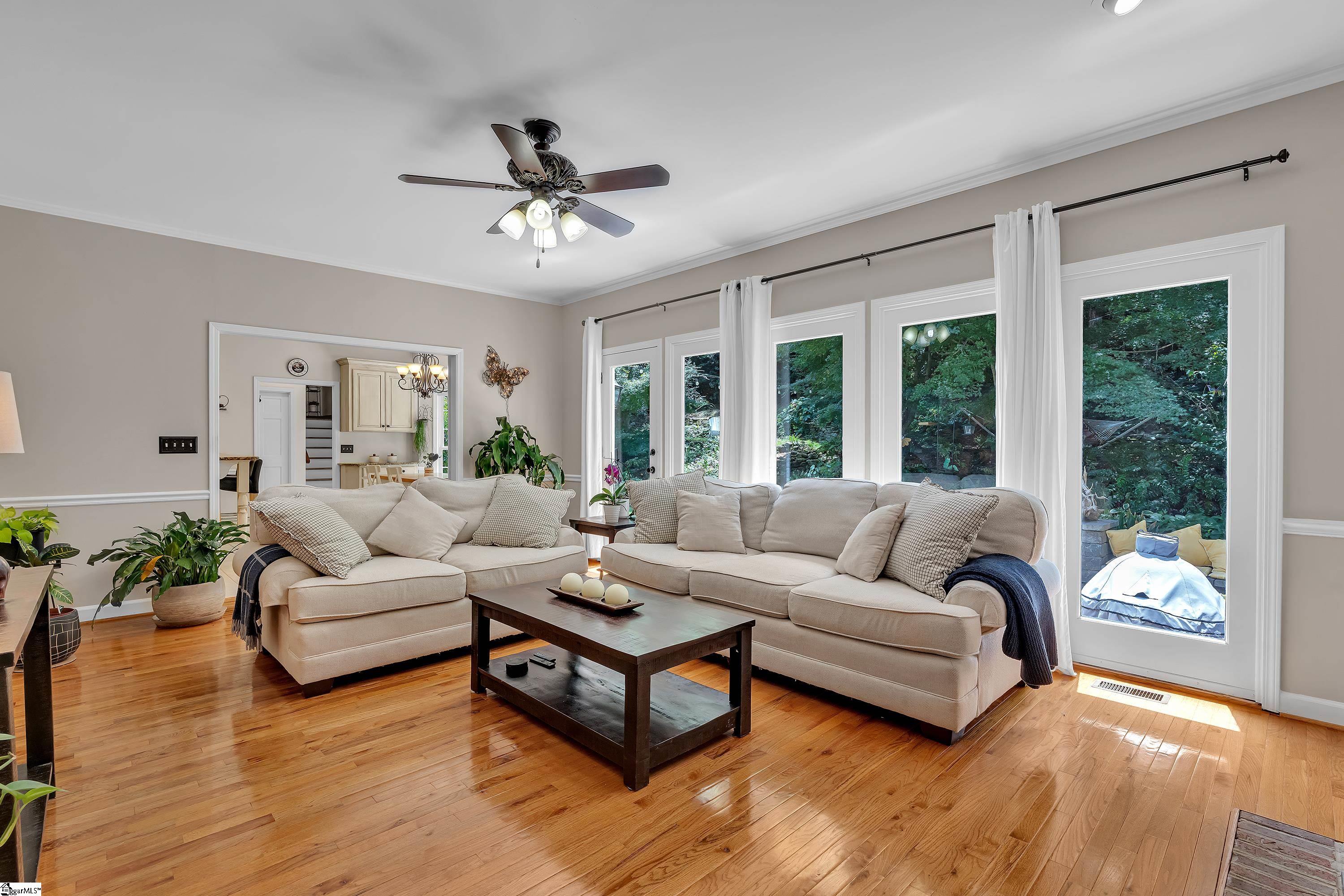 209 River Walk Boulevard Property Photo 8