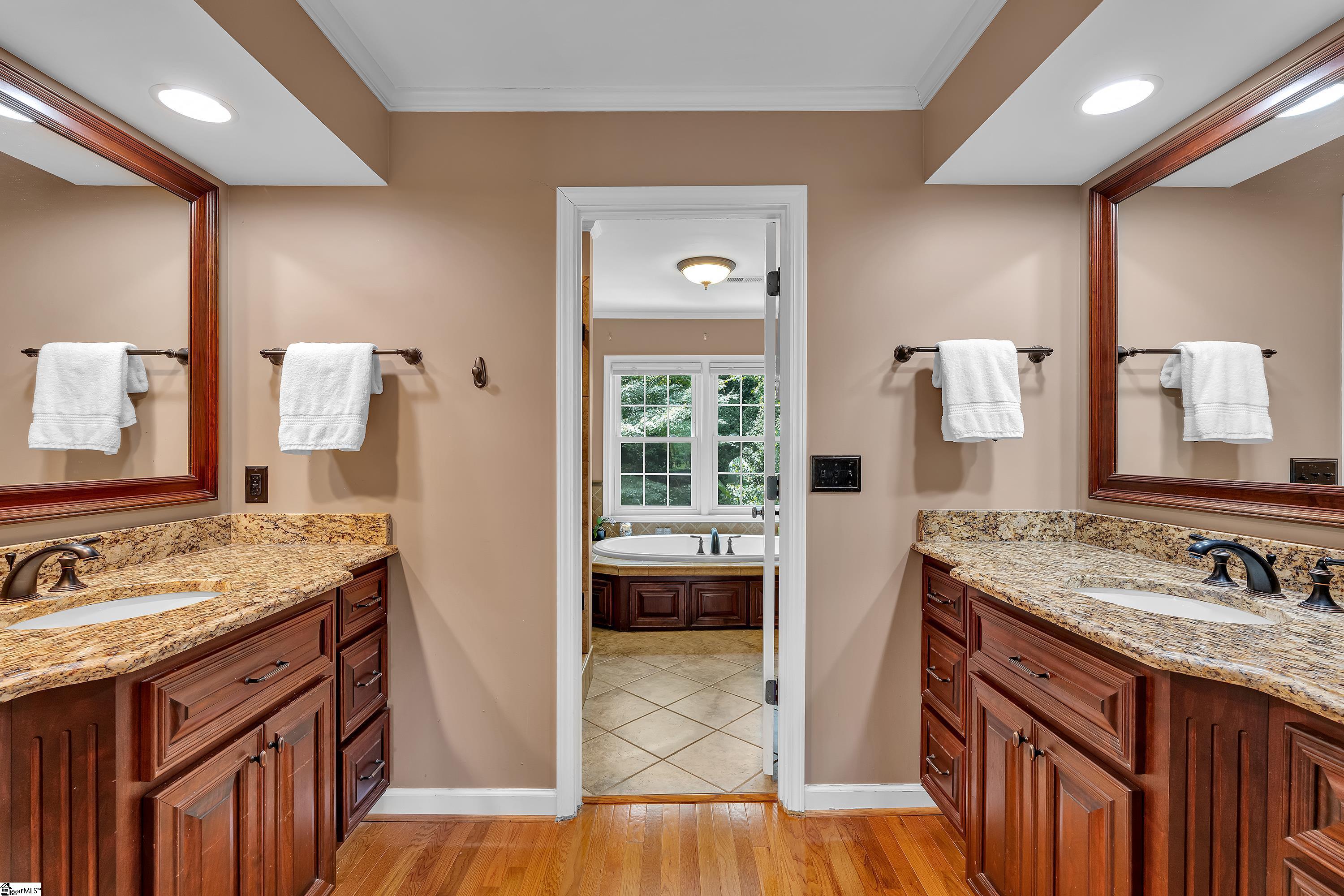 209 River Walk Boulevard Property Photo 16