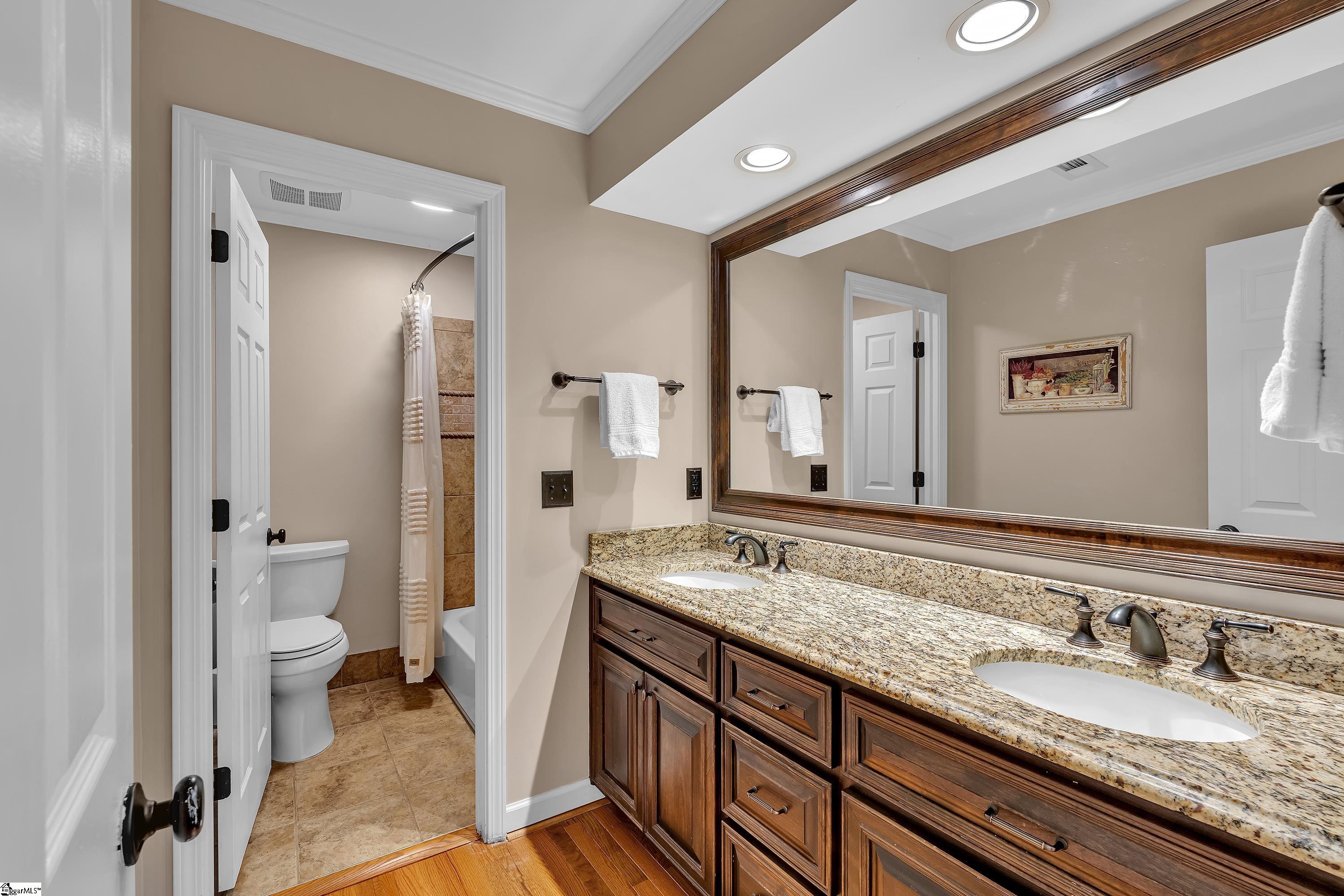 209 River Walk Boulevard Property Photo 21