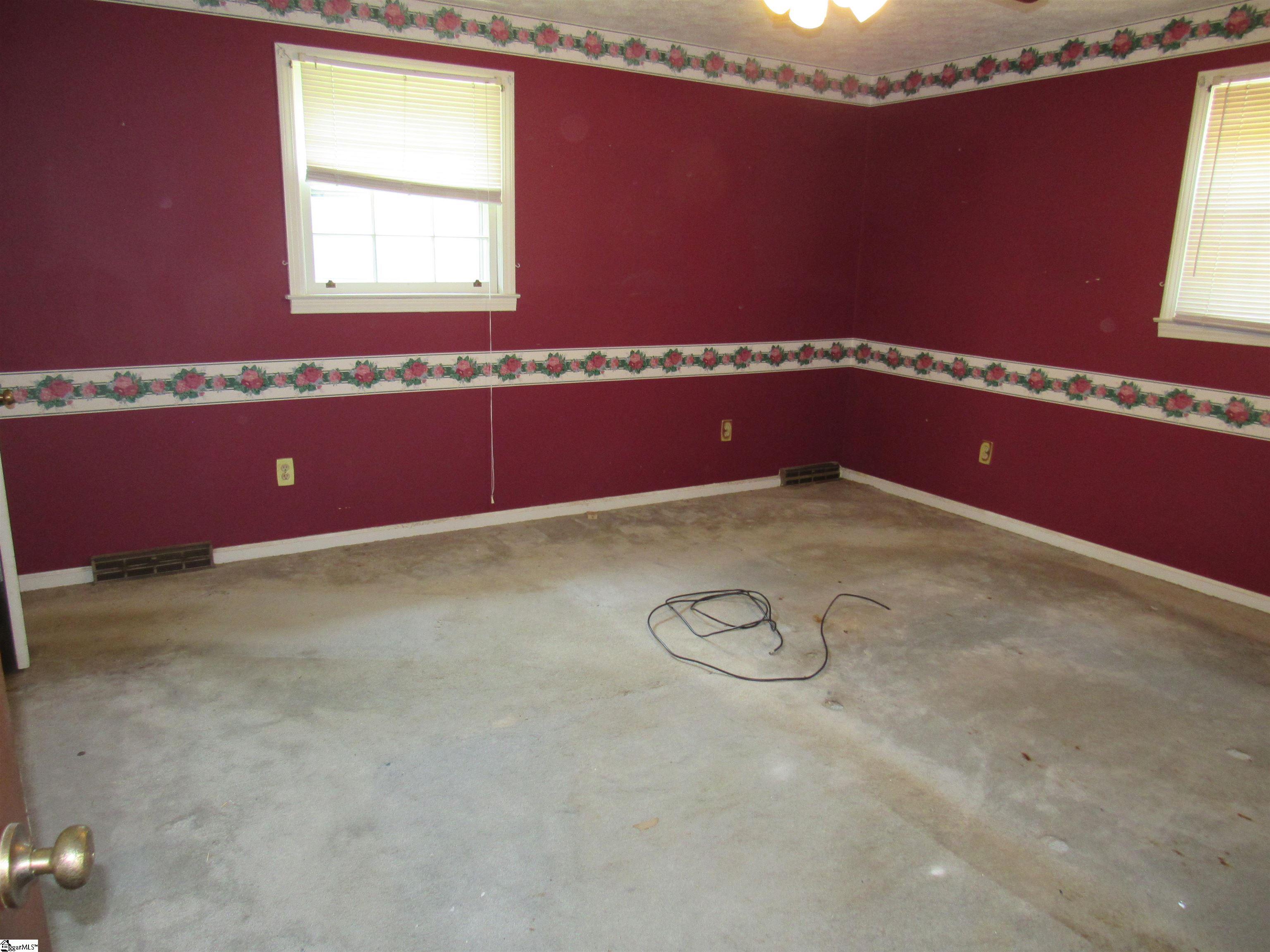 507 Eastcliffe Way Property Photo 9