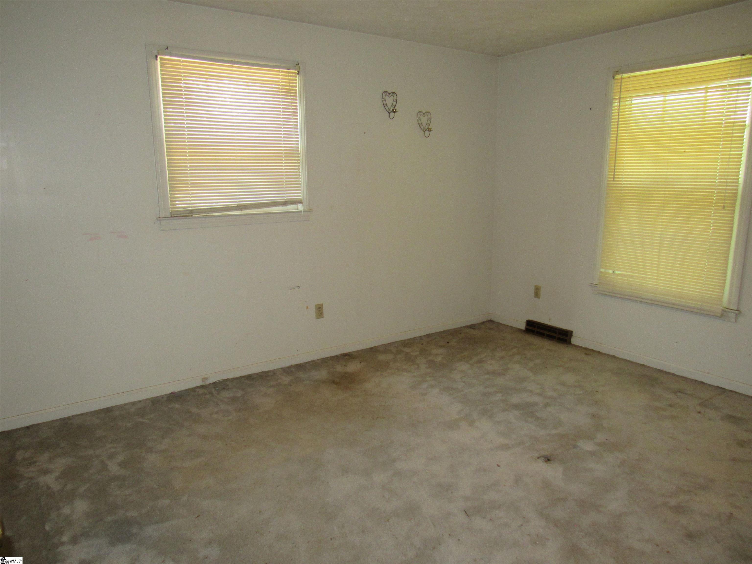 507 Eastcliffe Way Property Photo 12