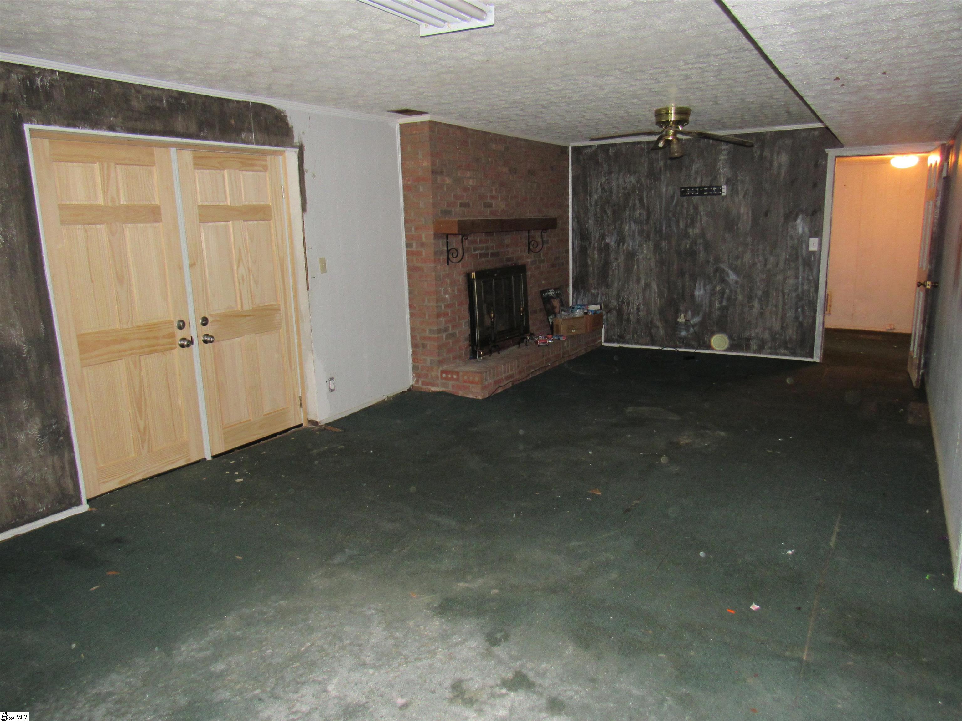 507 Eastcliffe Way Property Photo 16