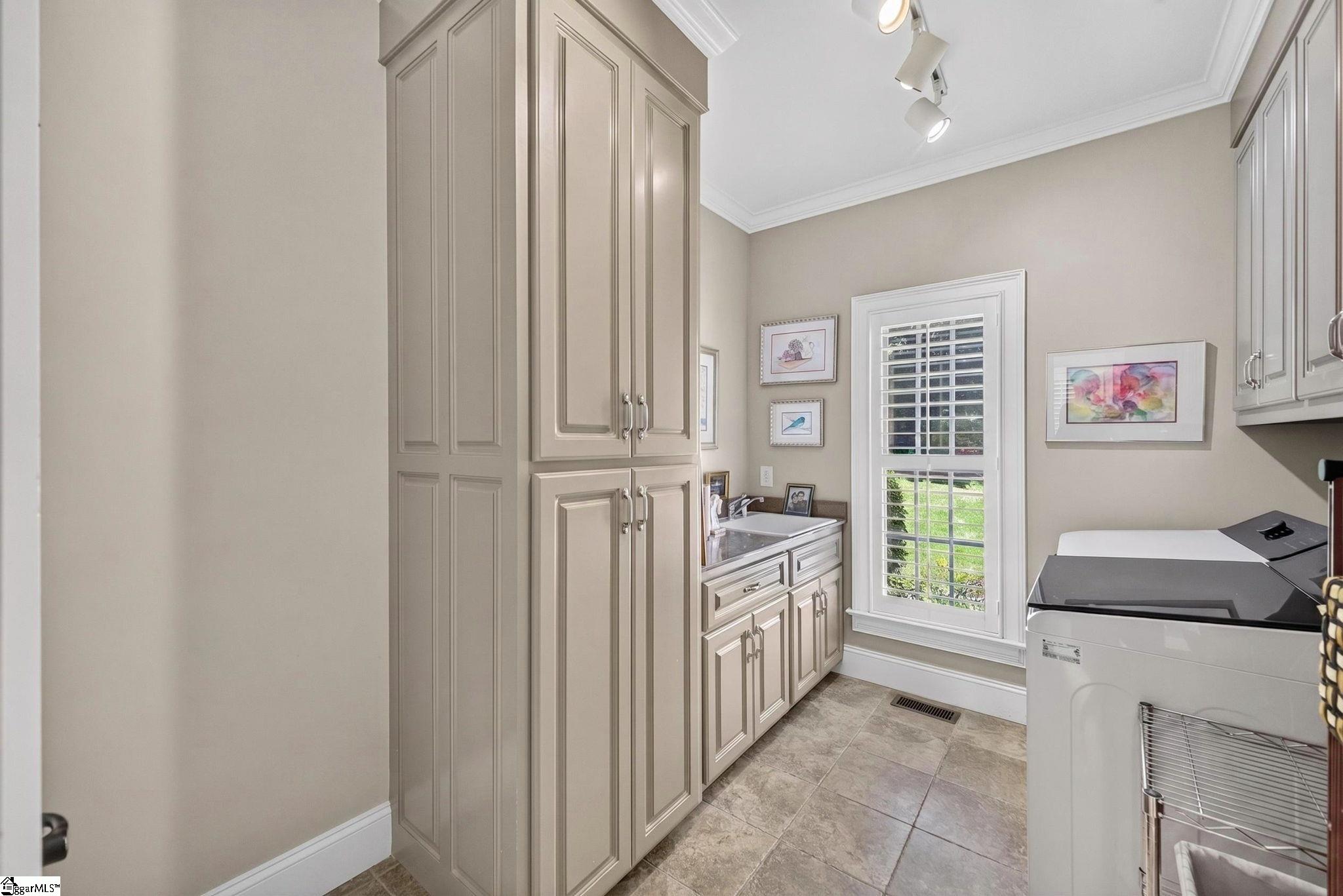 101 Breton Drive Property Photo 17