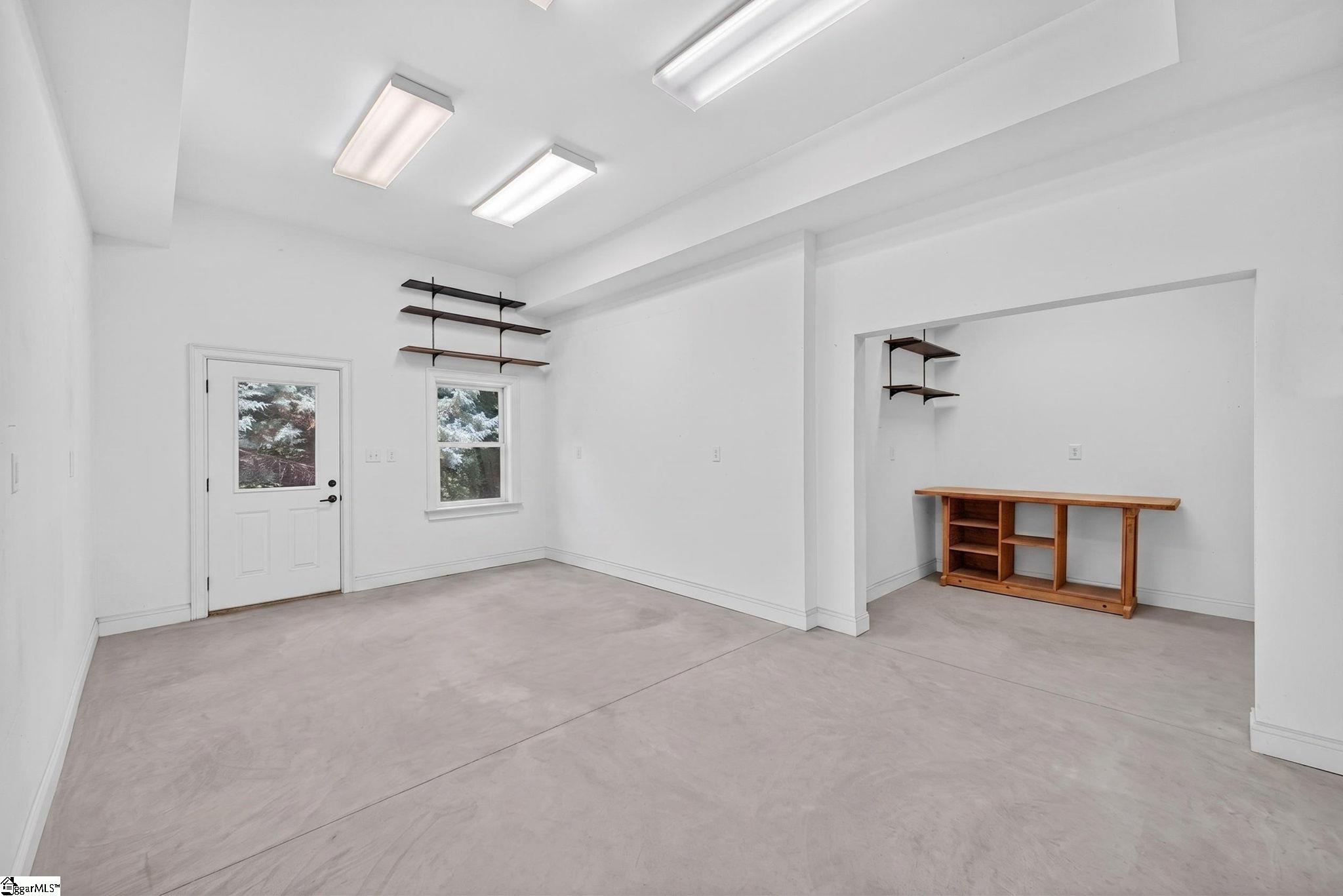 101 Breton Drive Property Photo 30