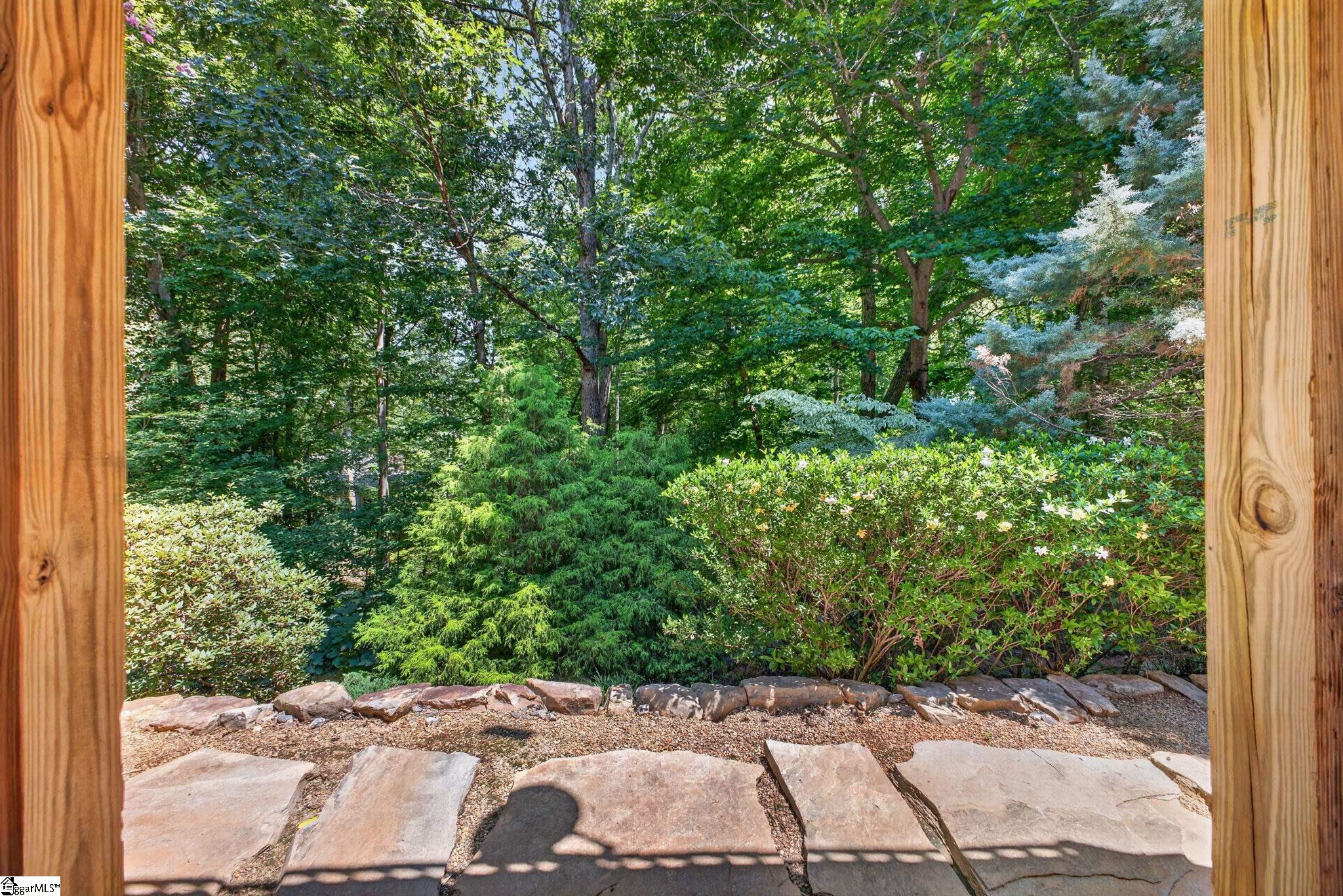 101 Breton Drive Property Photo 34